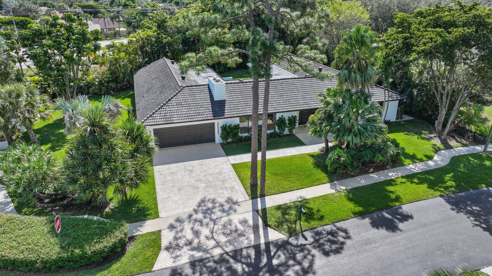 6794 Giralda Circle