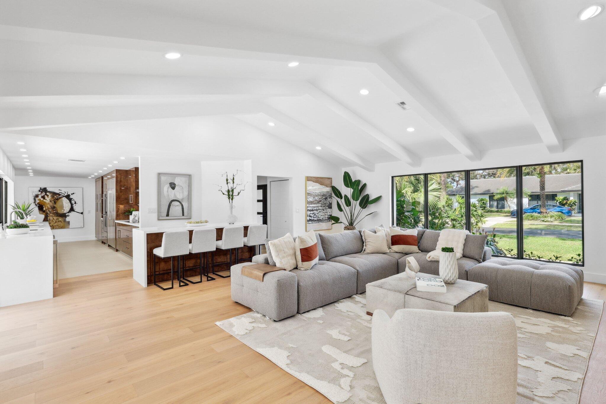 6794 Giralda Circle