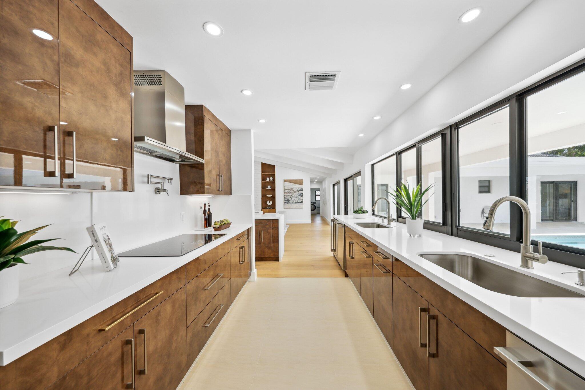 6794 Giralda Circle