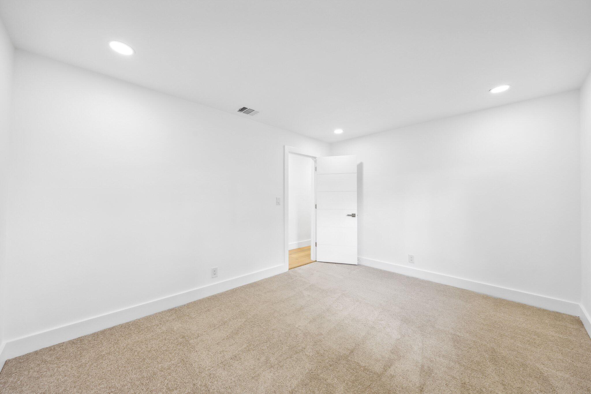 6794 Giralda Circle