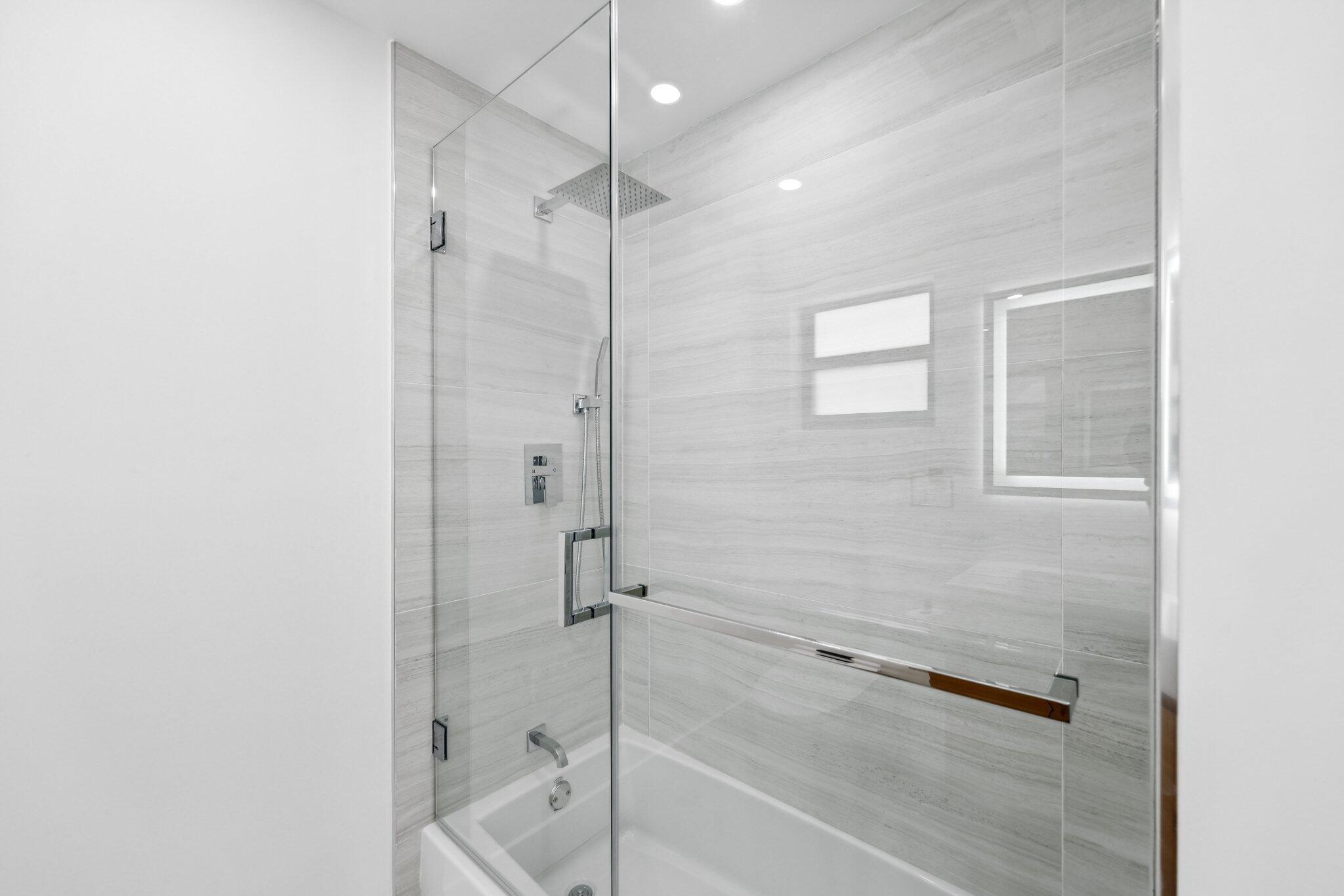 6794 Giralda Circle