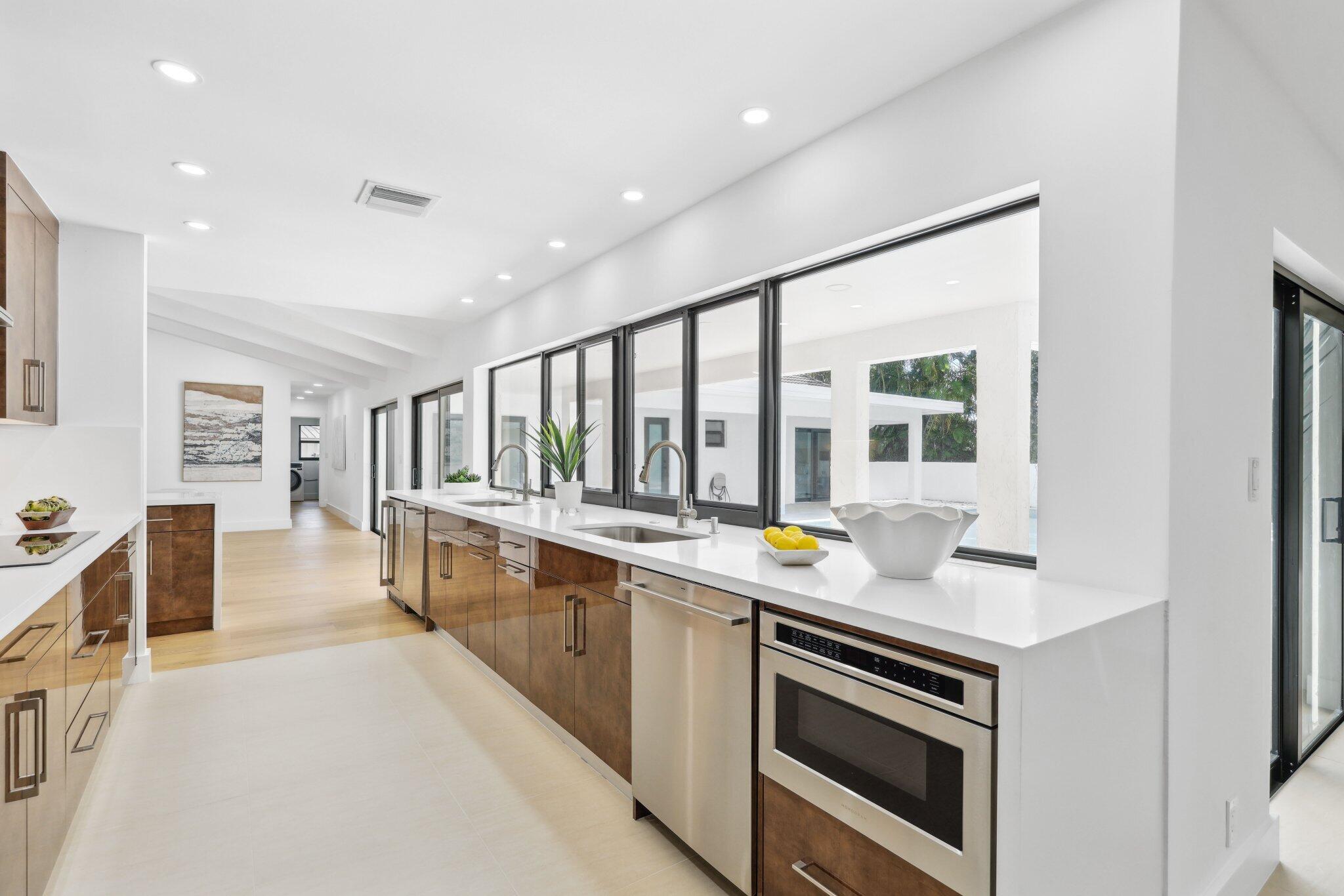 6794 Giralda Circle