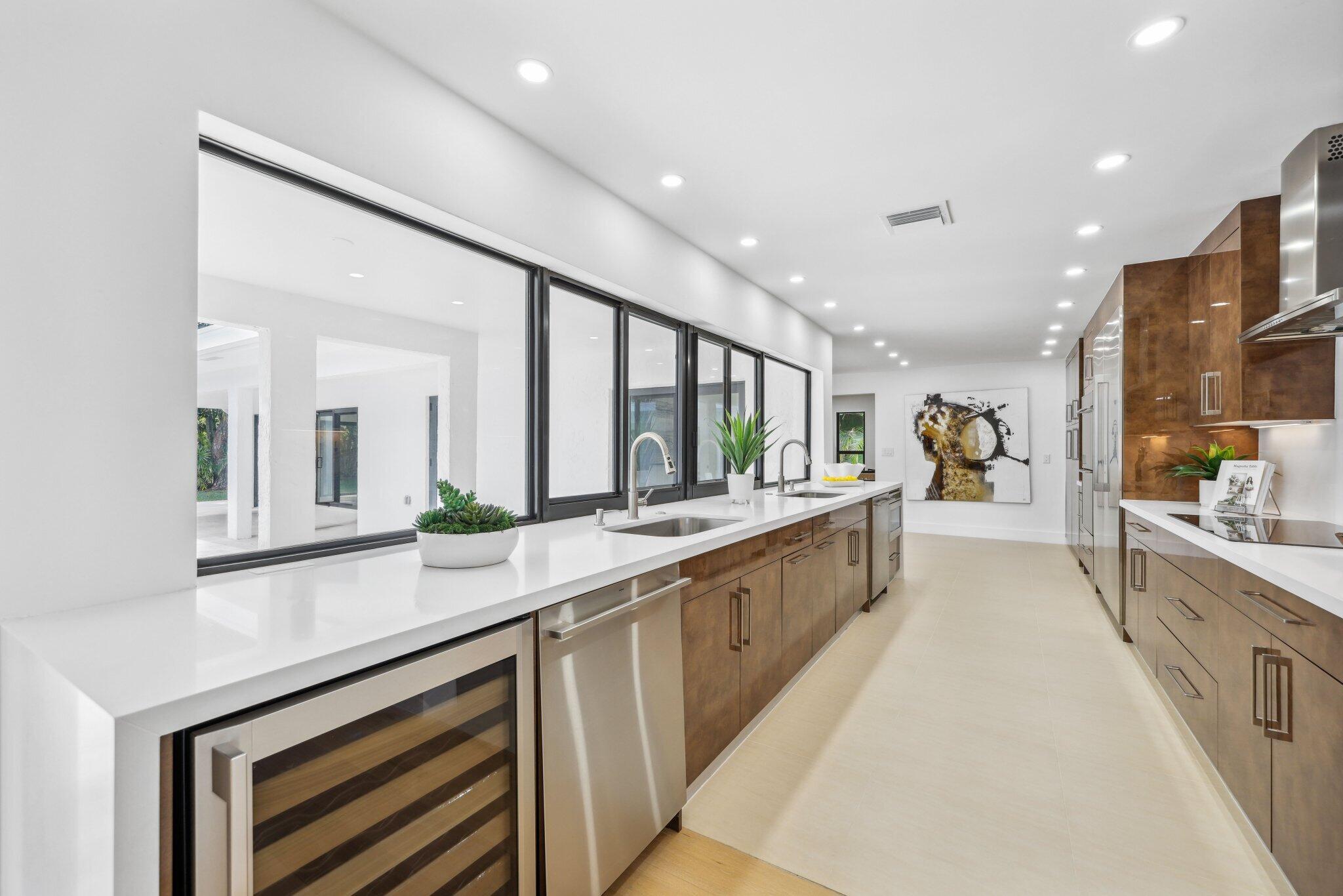 6794 Giralda Circle