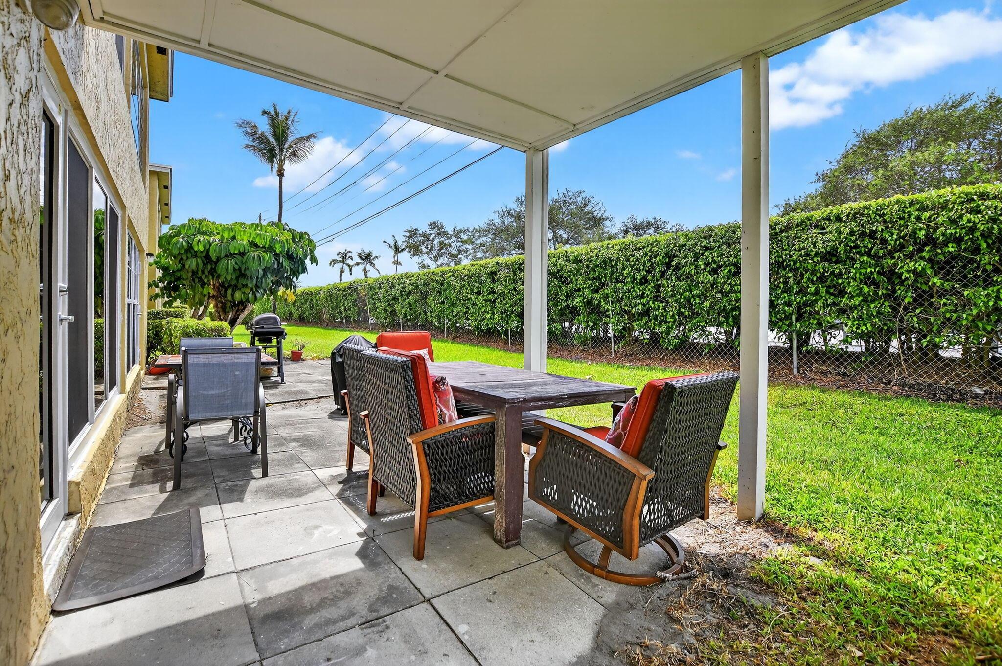 2510 Black Olive 104 Boulevard 104