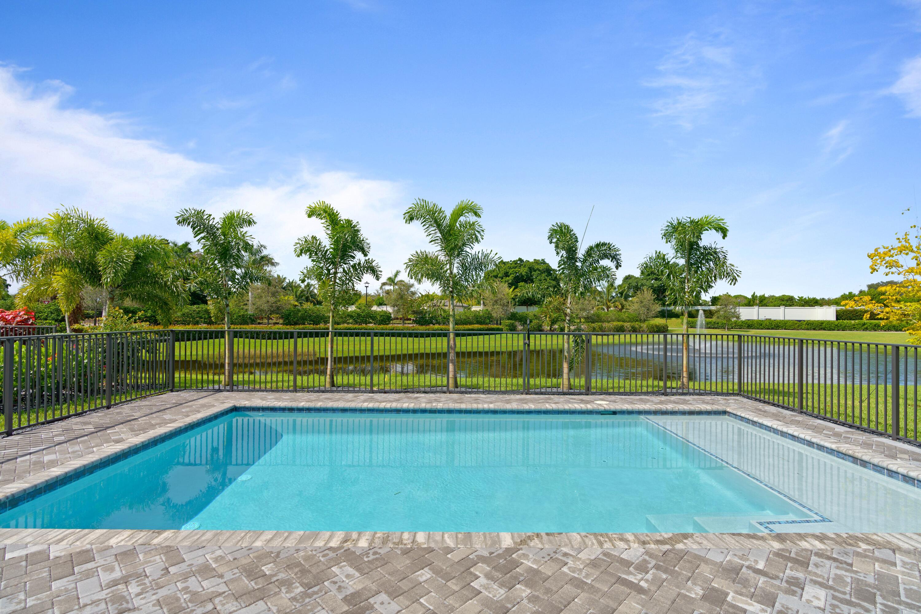 2978 Gin Berry Way