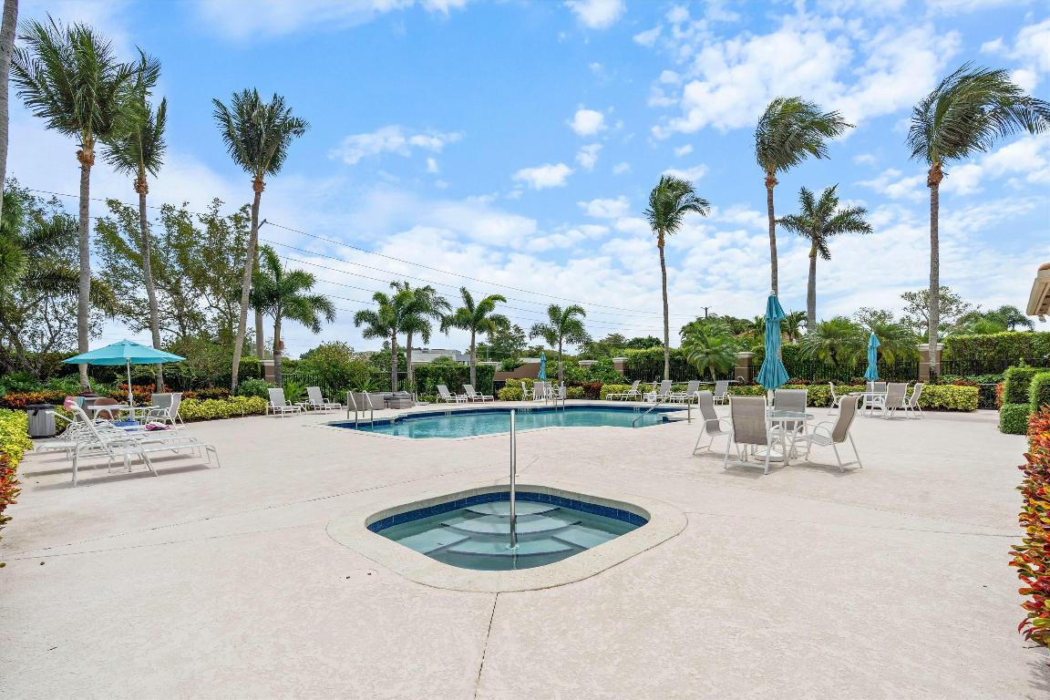 5551 Via De La Plata Circle