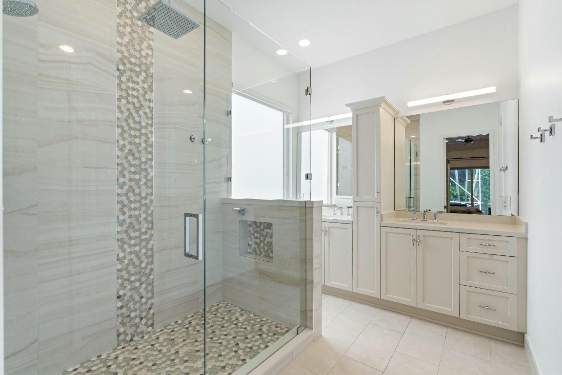 5551 Via De La Plata Circle