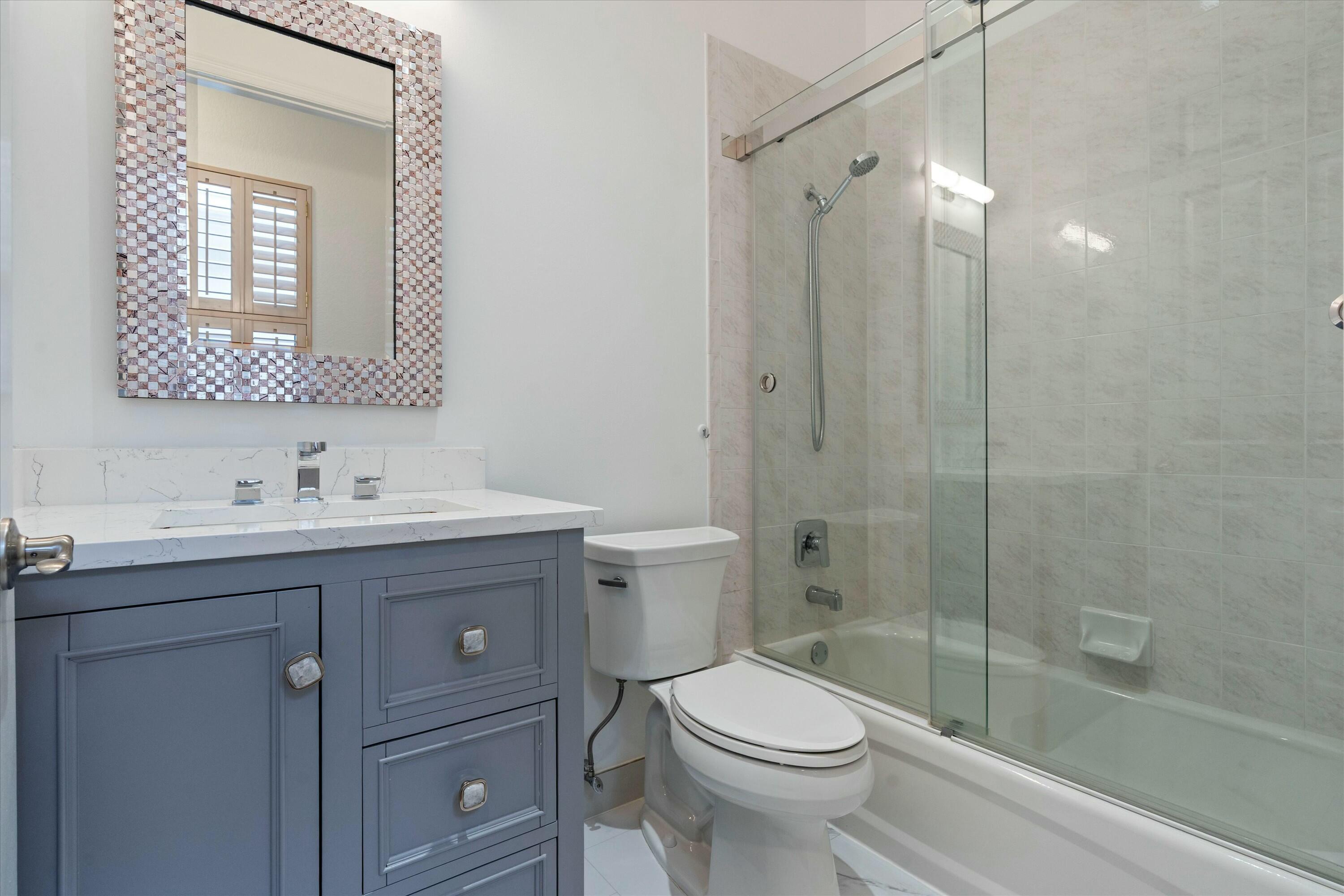 5551 Via De La Plata Circle