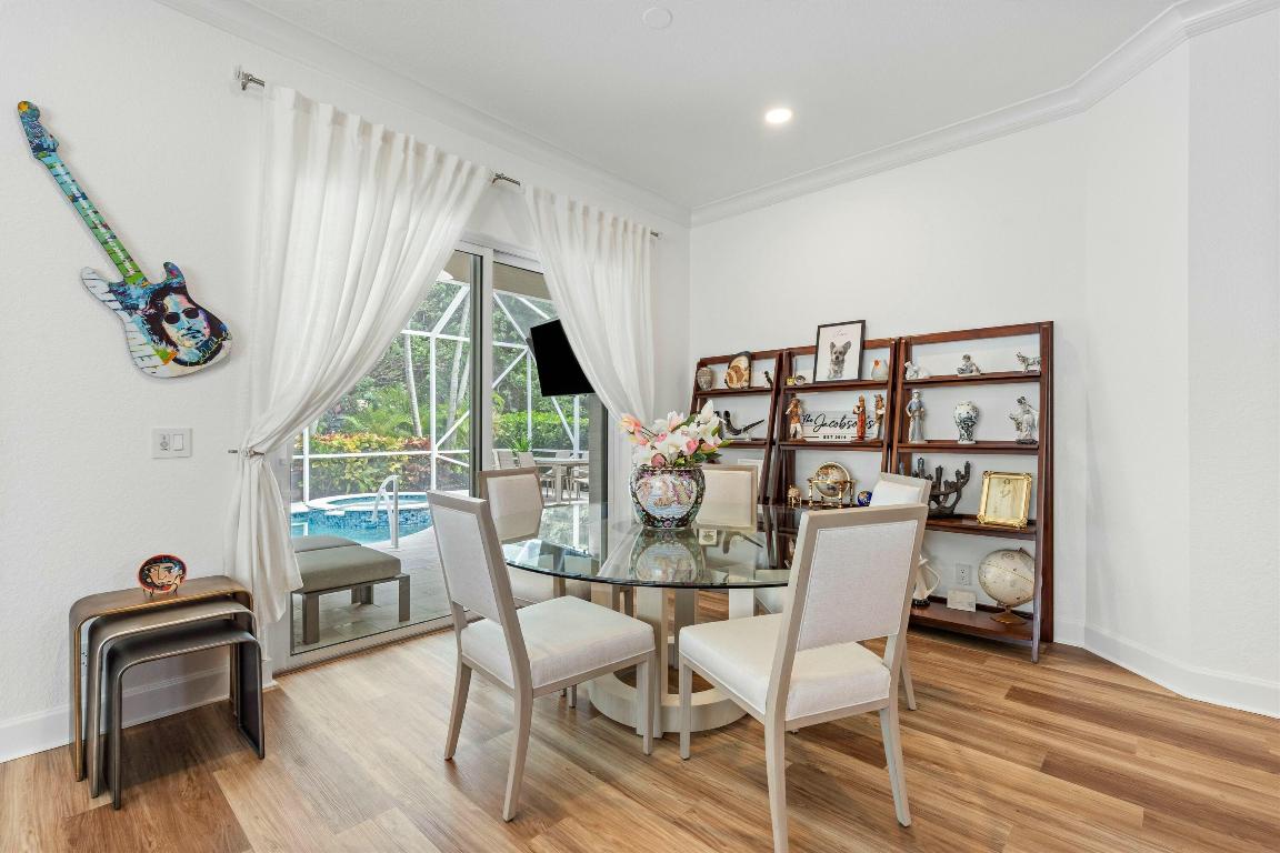 5551 Via De La Plata Circle