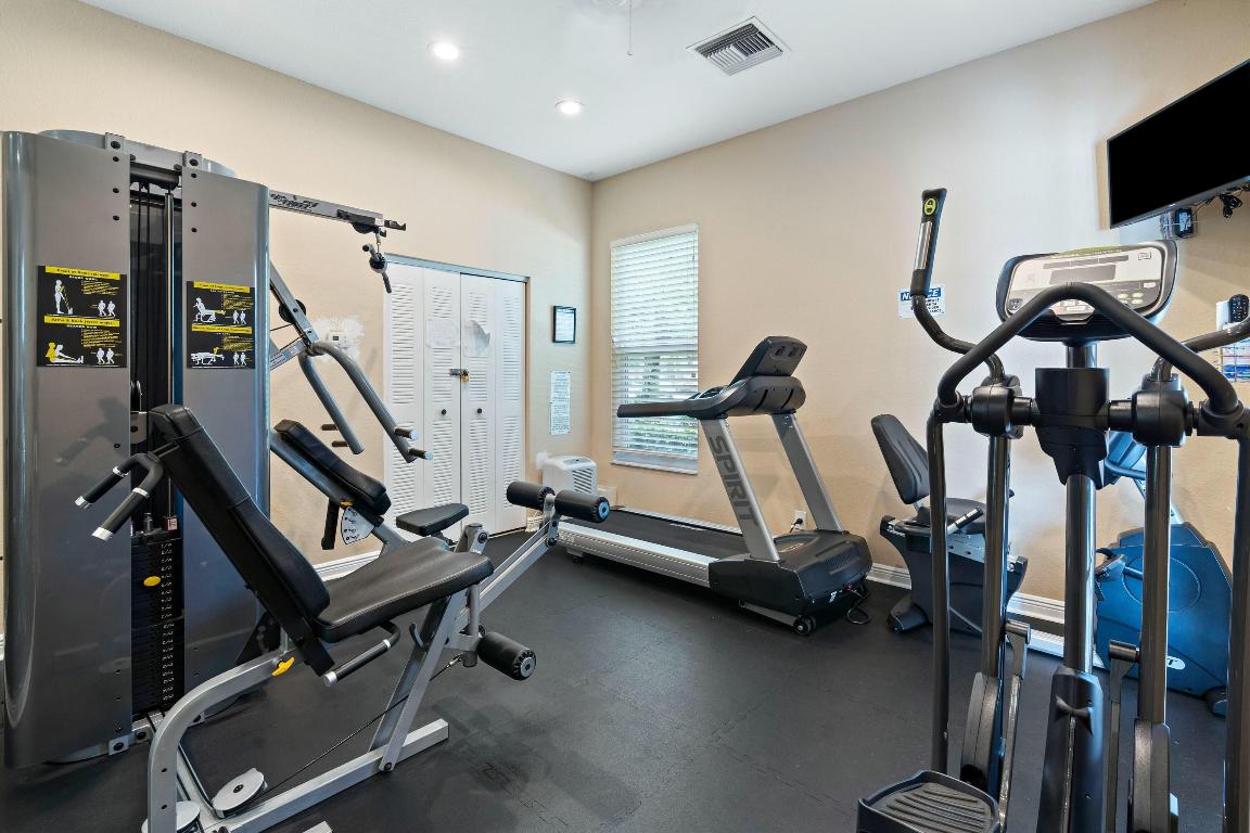 5551 Via De La Plata Circle