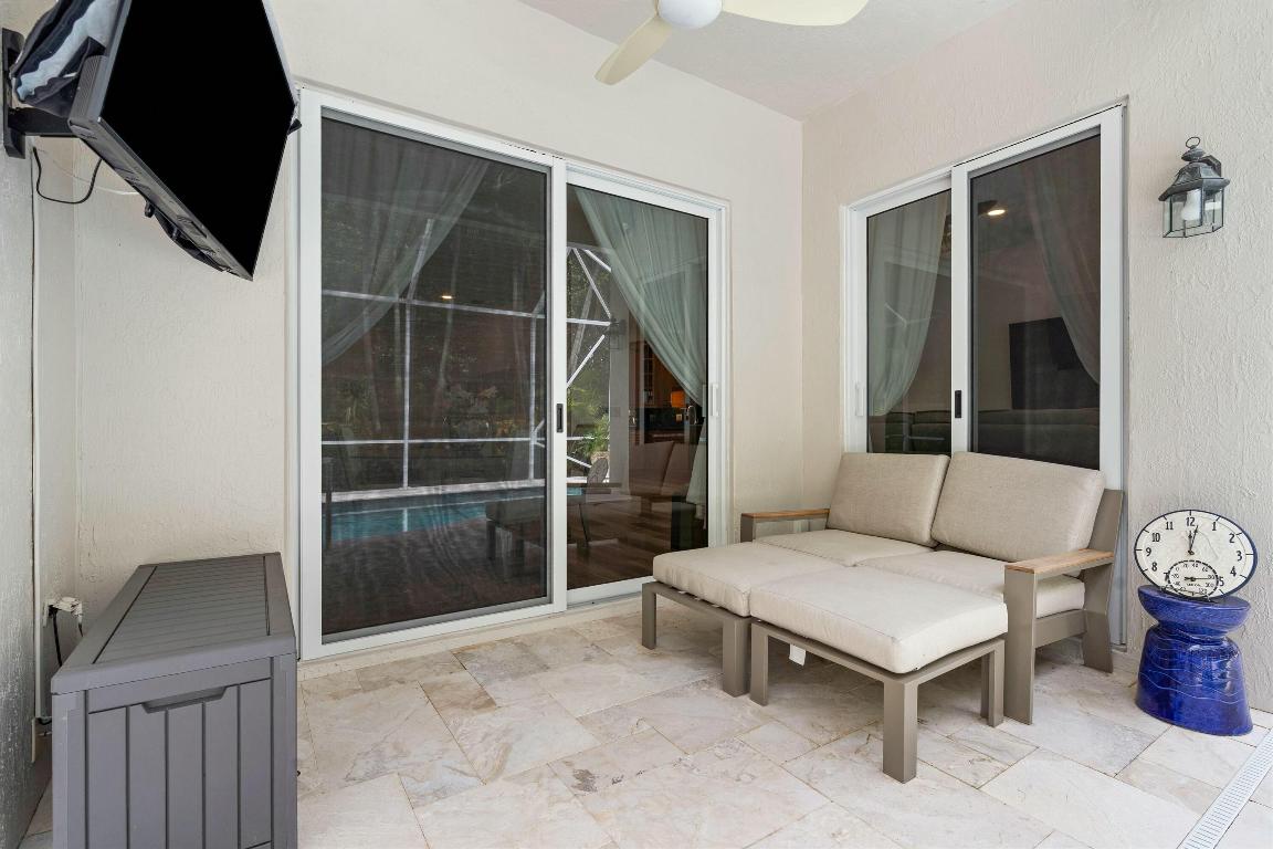 5551 Via De La Plata Circle