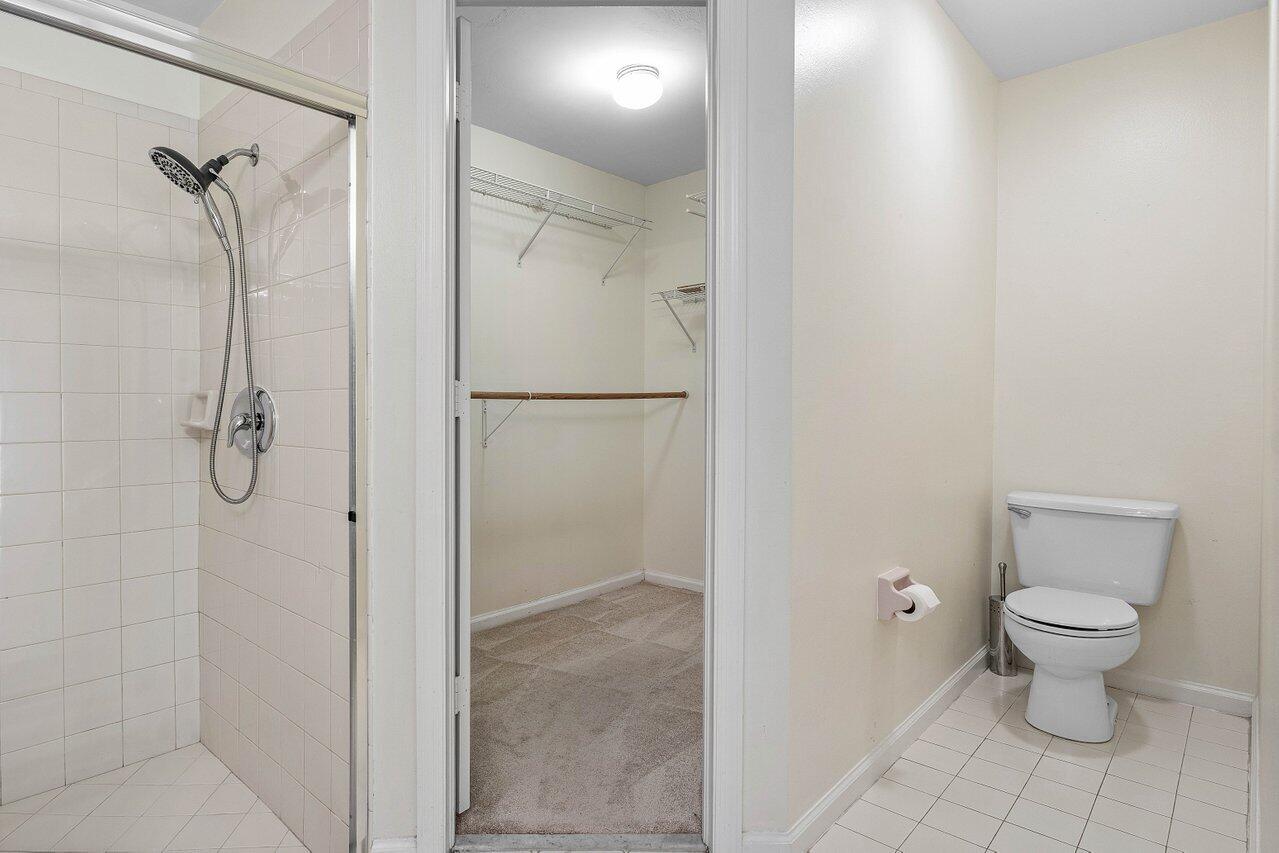 3803 S Lancewood Place