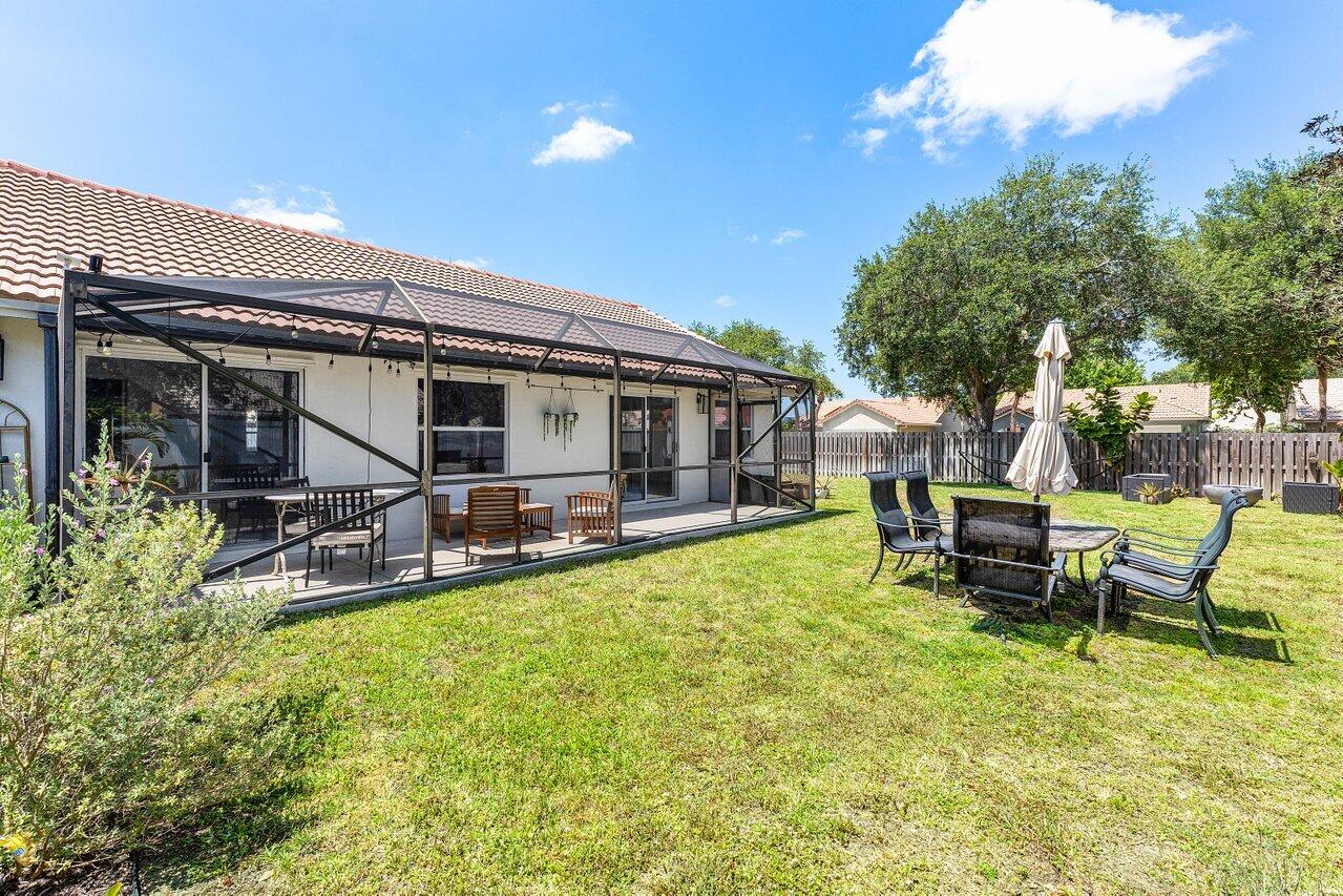 3803 S Lancewood Place