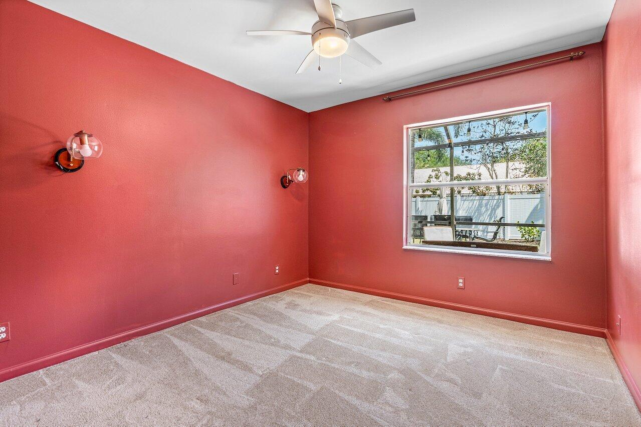 3803 S Lancewood Place