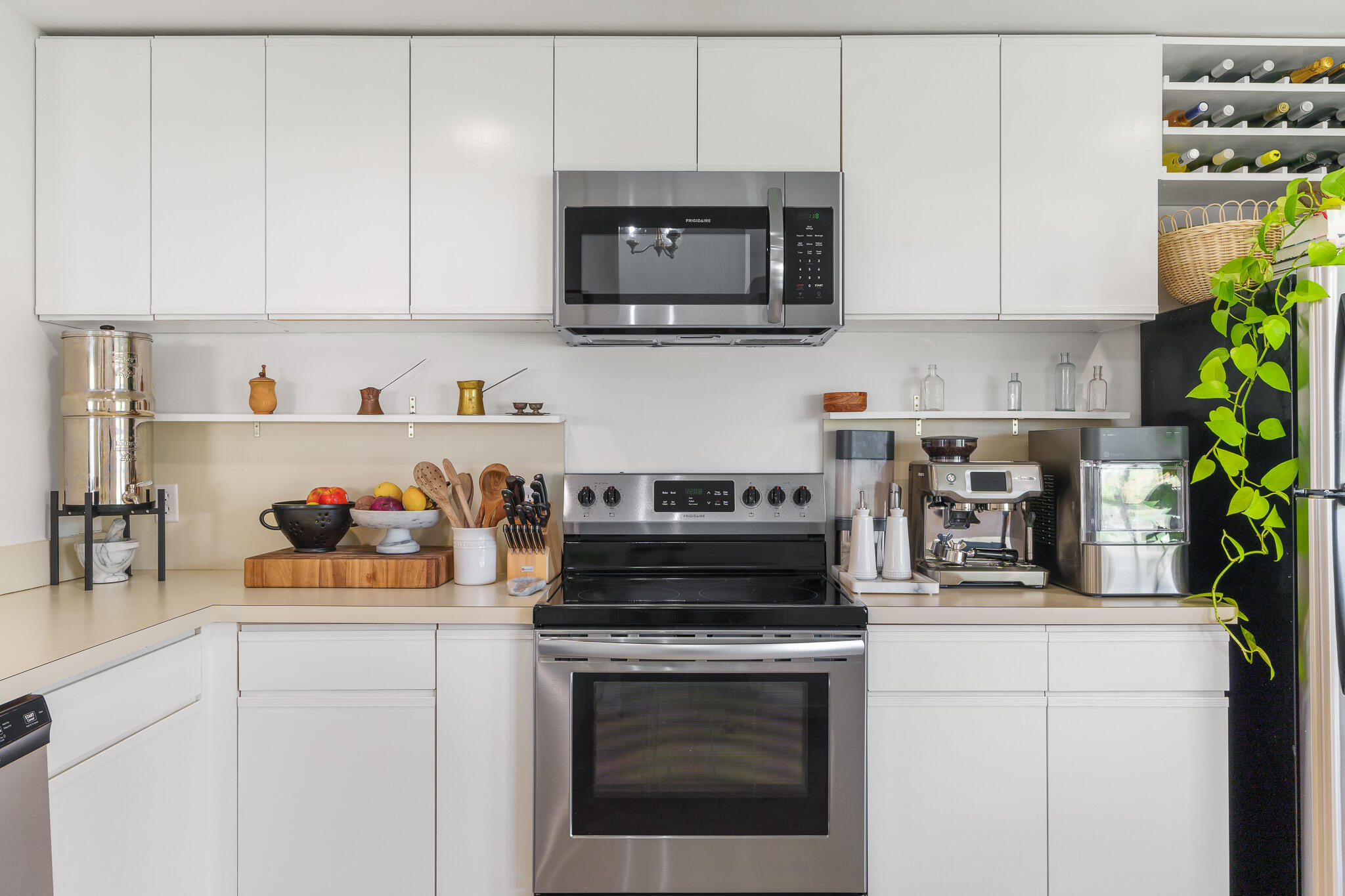 3803 S Lancewood Place