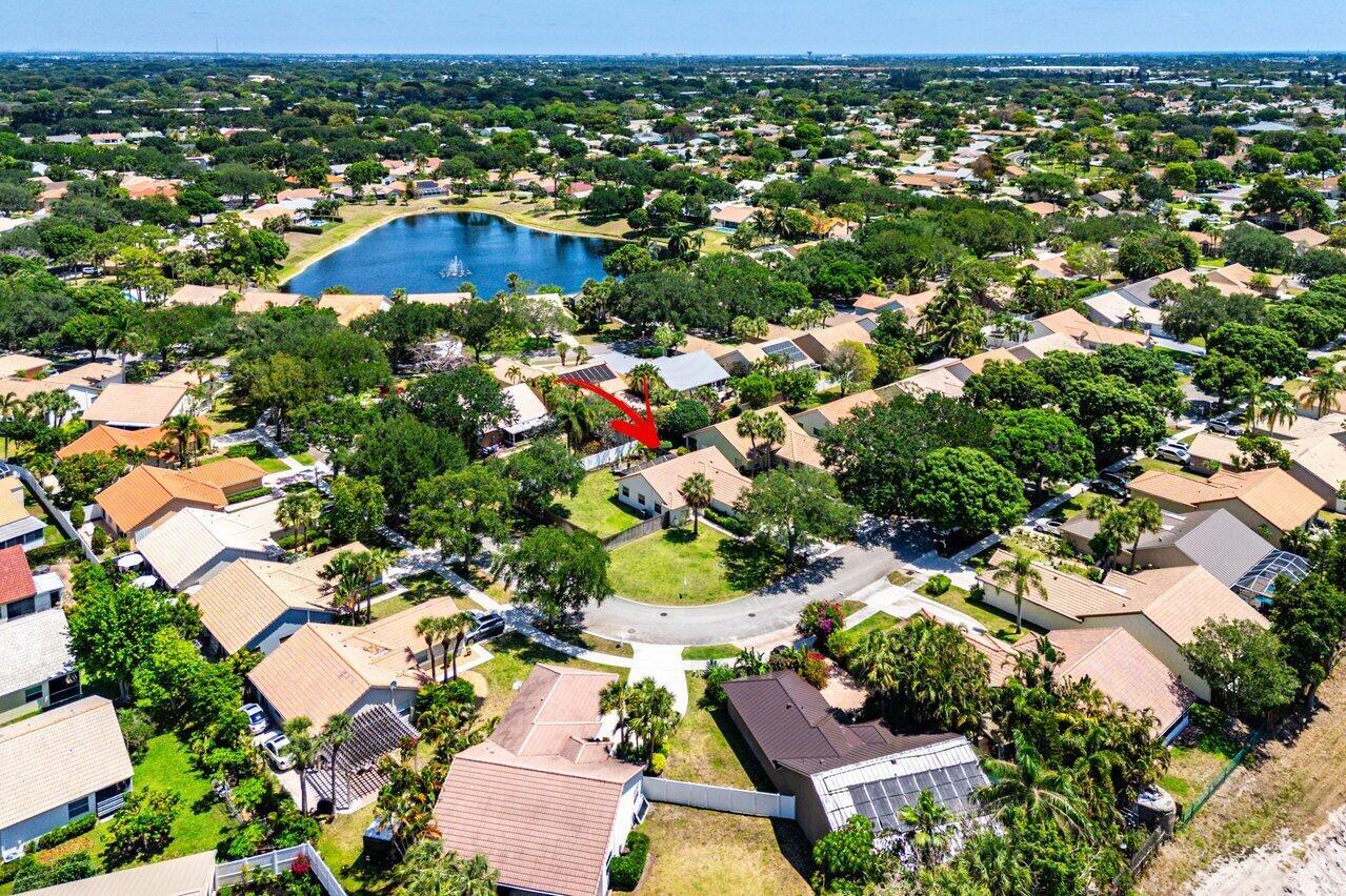 3803 S Lancewood Place