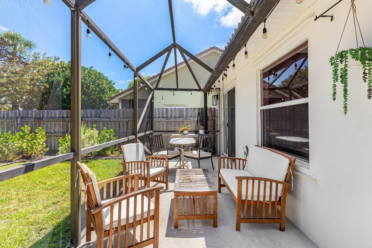 3803 S Lancewood Place