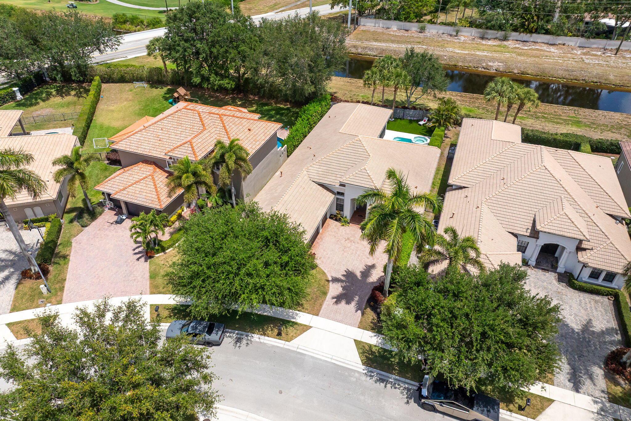 16010 Rosecroft Ter Terrace