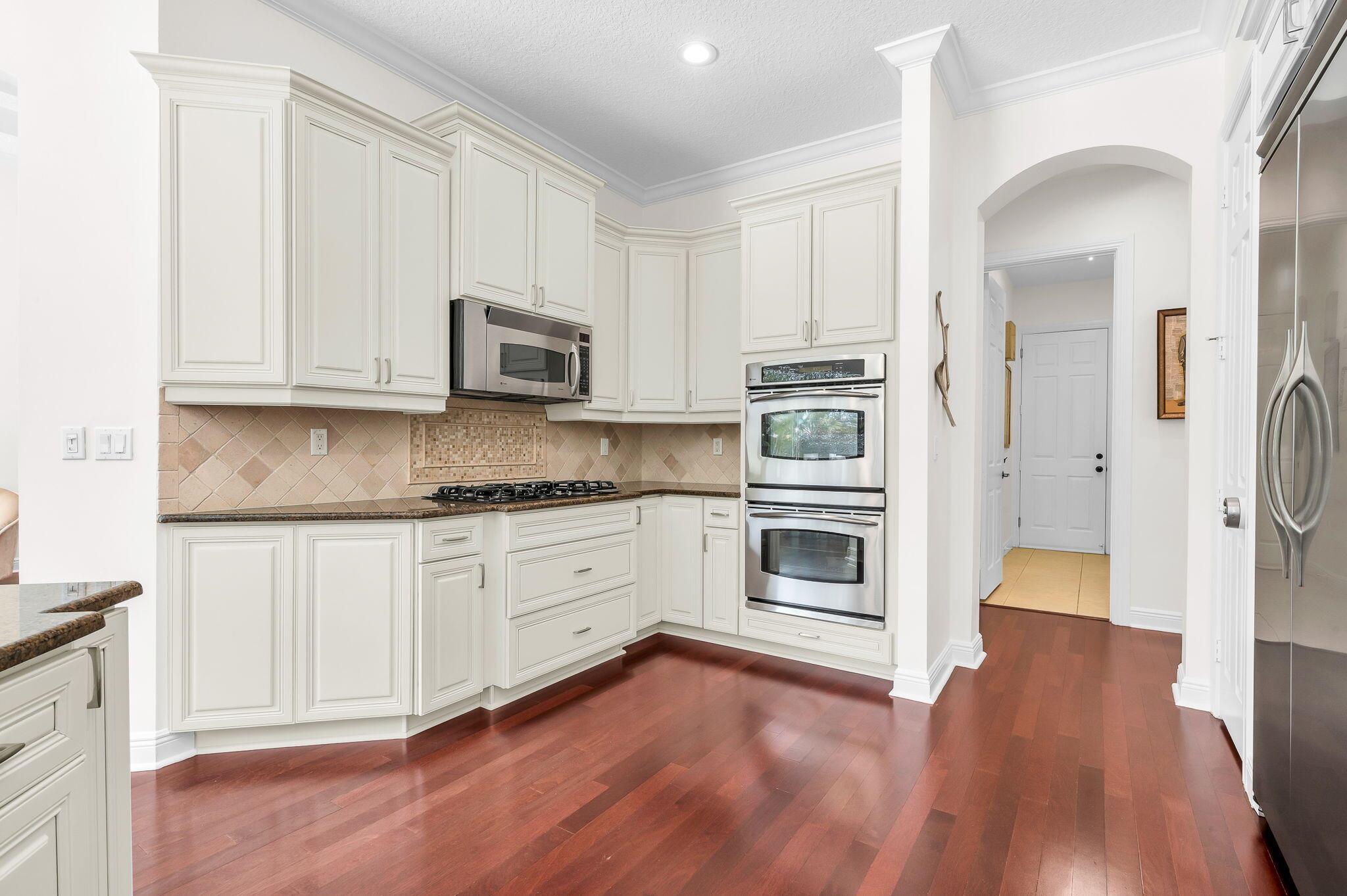 16010 Rosecroft Ter Terrace