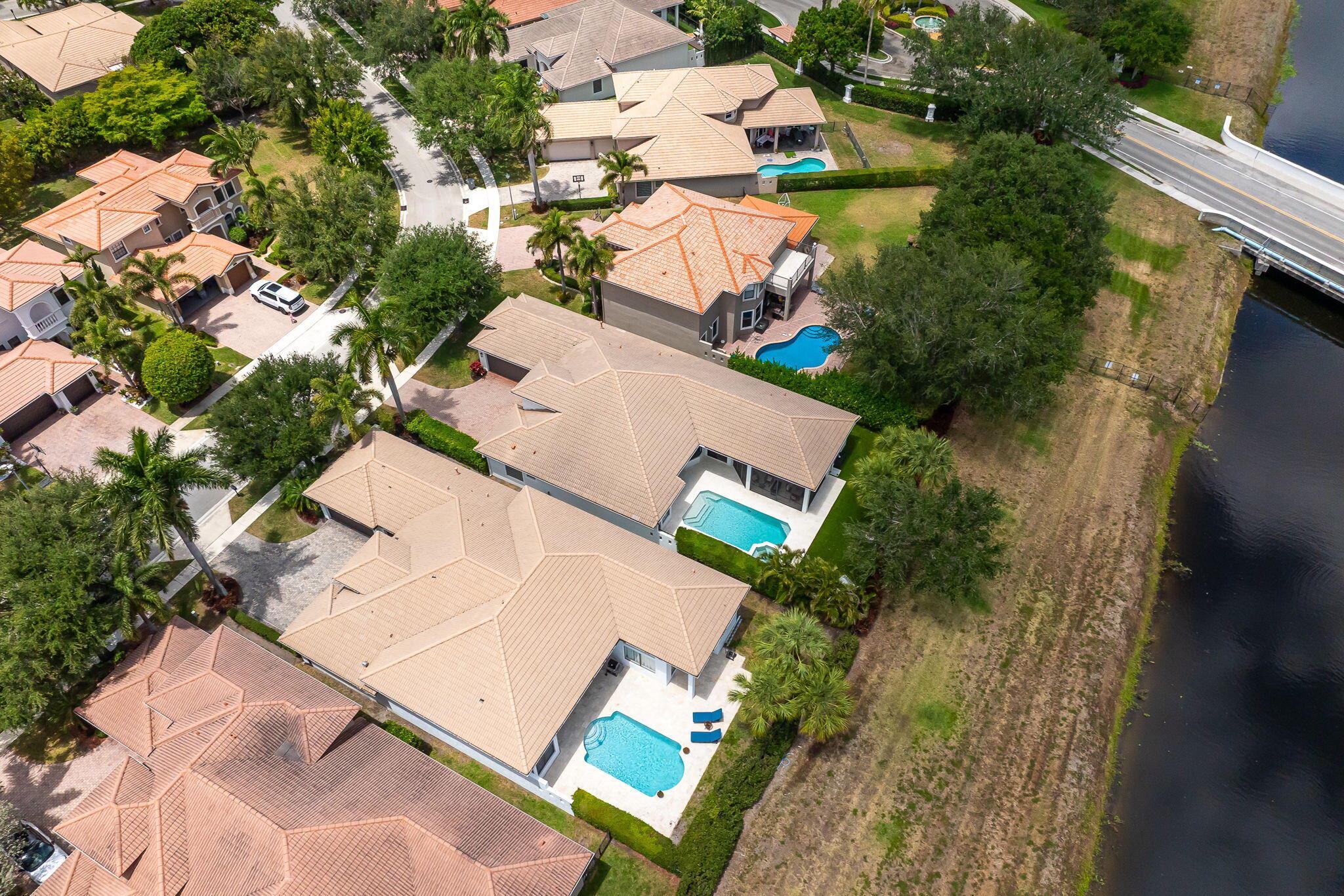 16010 Rosecroft Ter Terrace