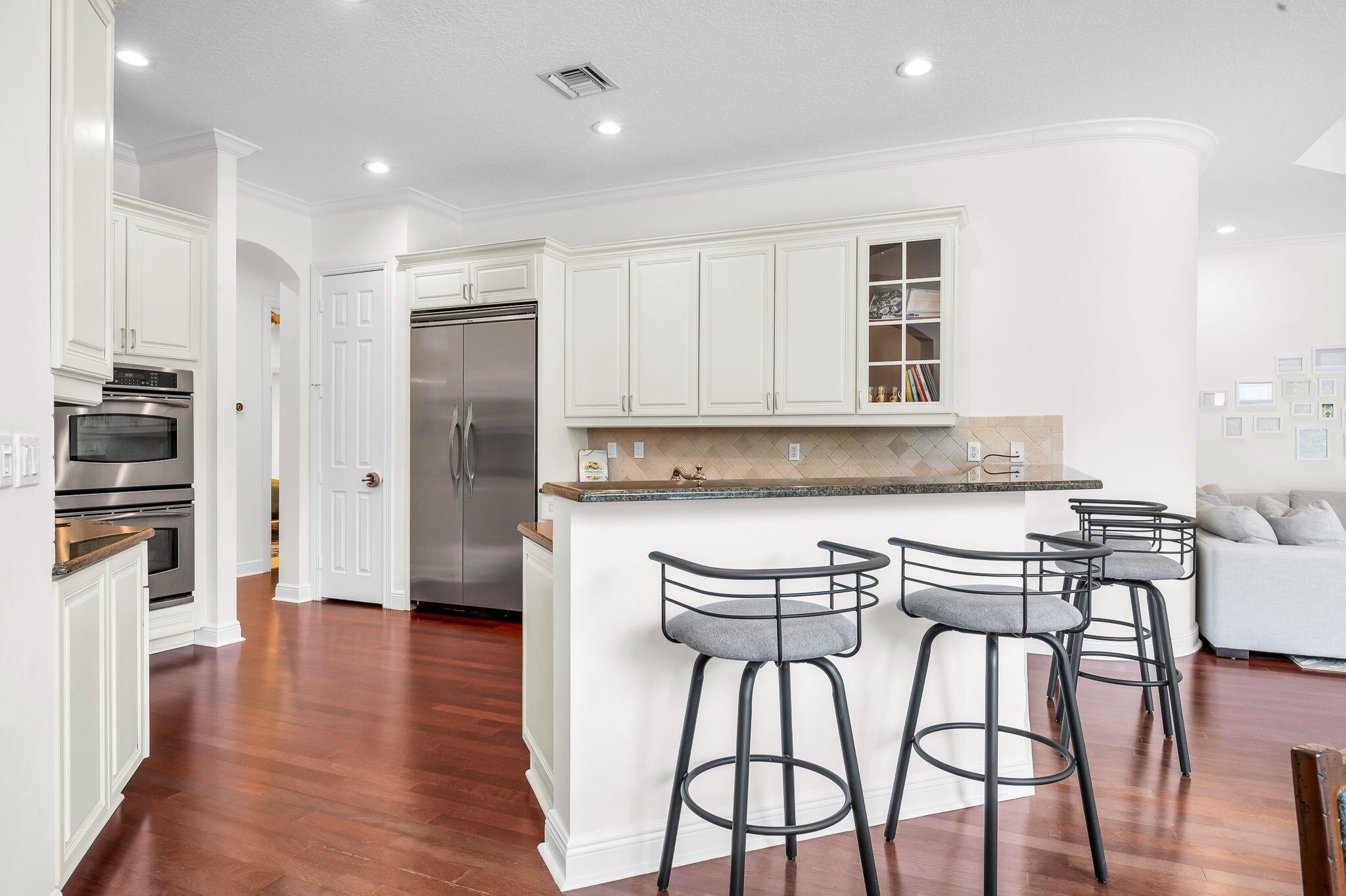 16010 Rosecroft Ter Terrace