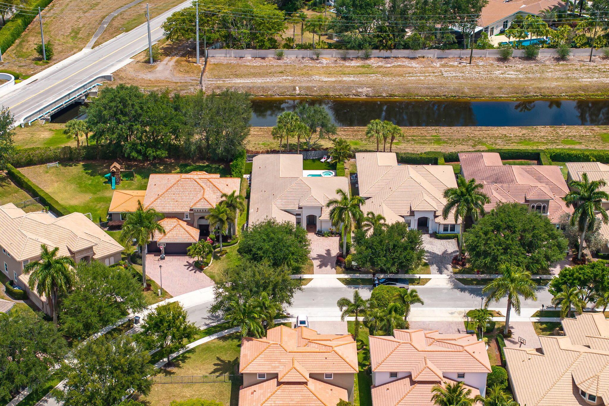 16010 Rosecroft Ter Terrace