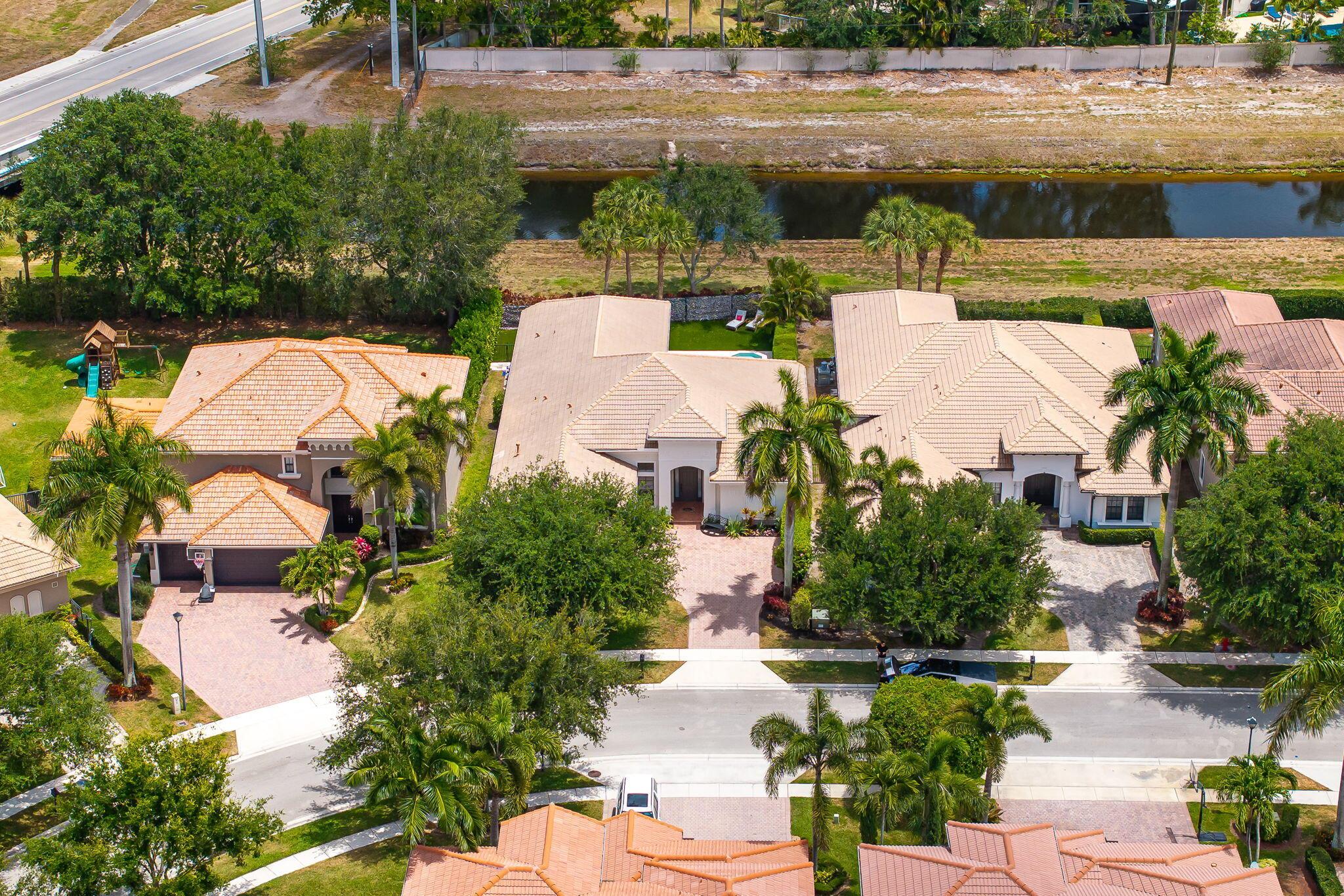 16010 Rosecroft Ter Terrace