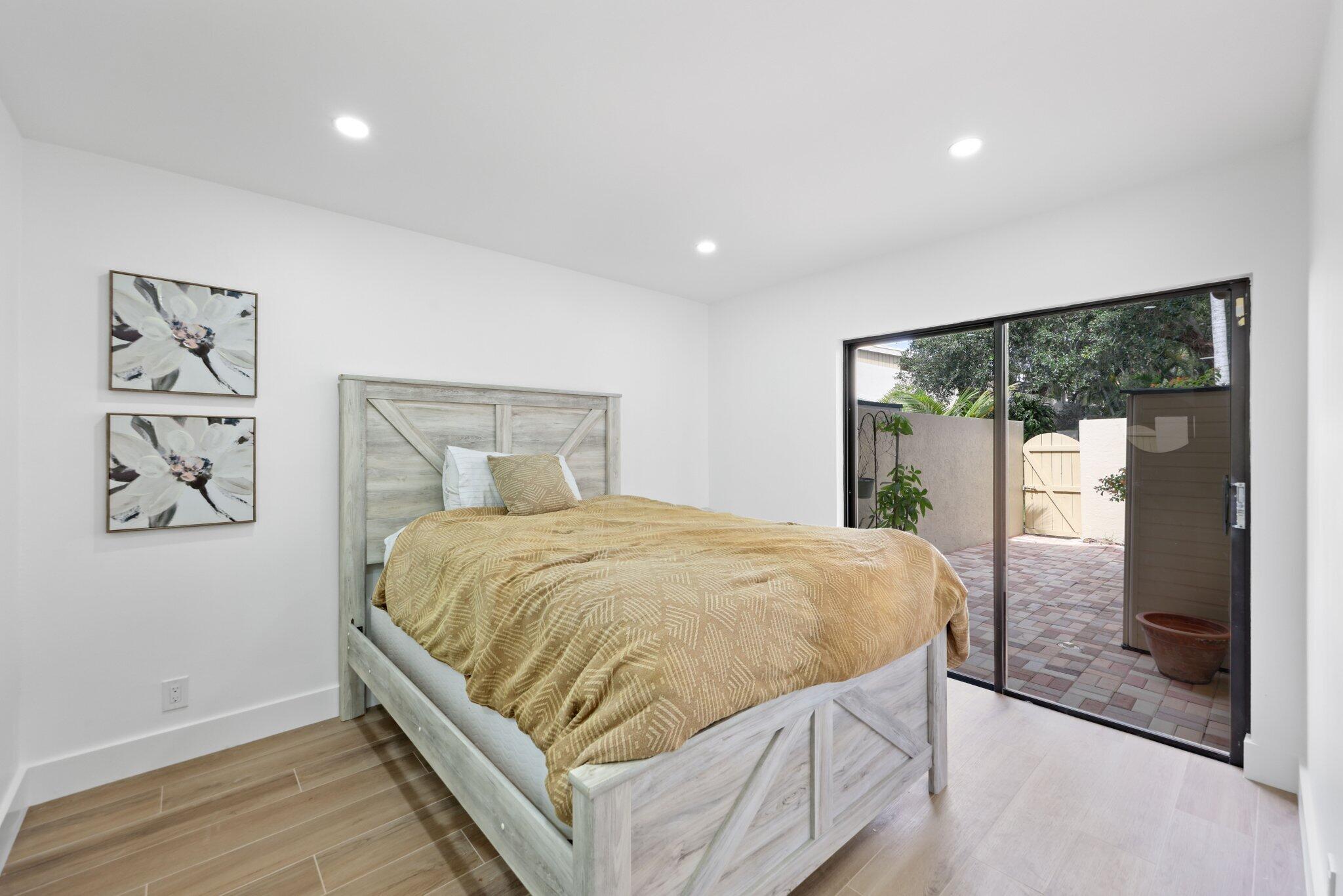 1400 NW 9th Avenue E-34