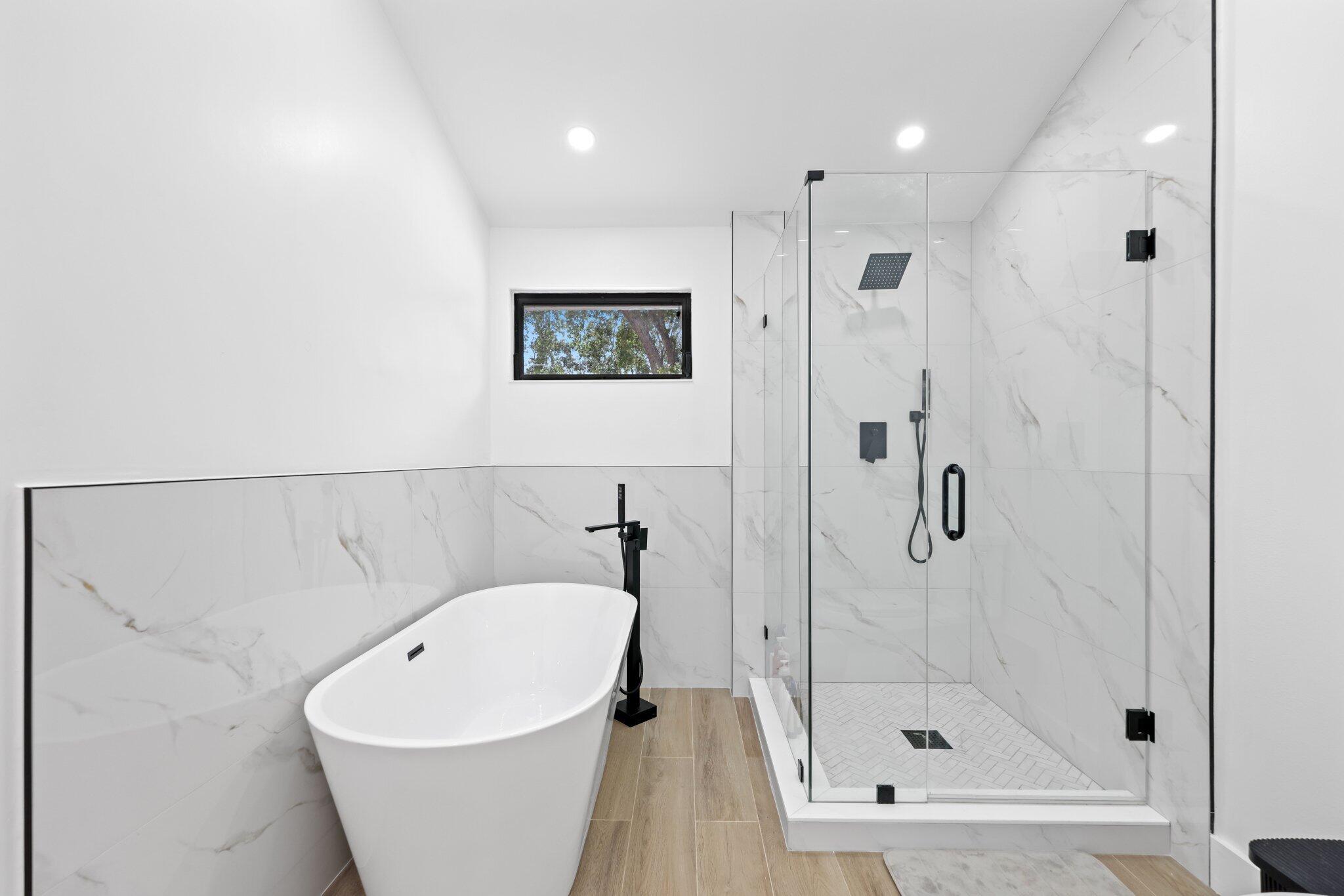 1400 NW 9th Avenue E-34