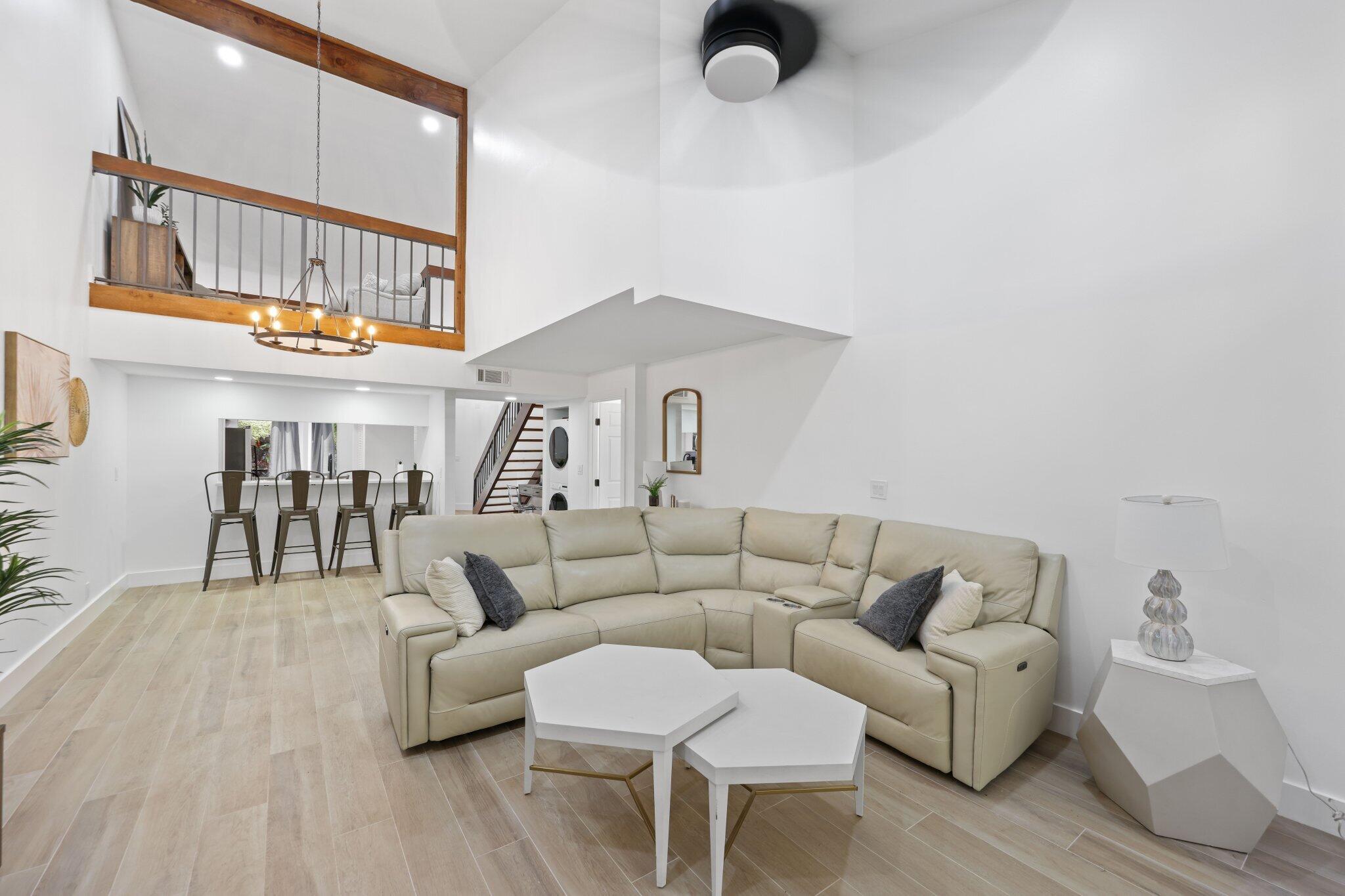 1400 NW 9th Avenue E-34