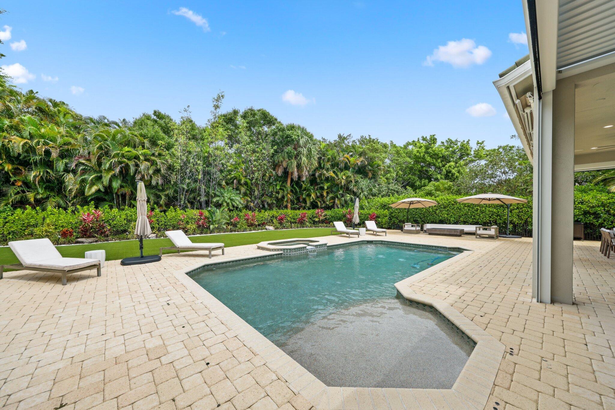 7815 Fairway Lane