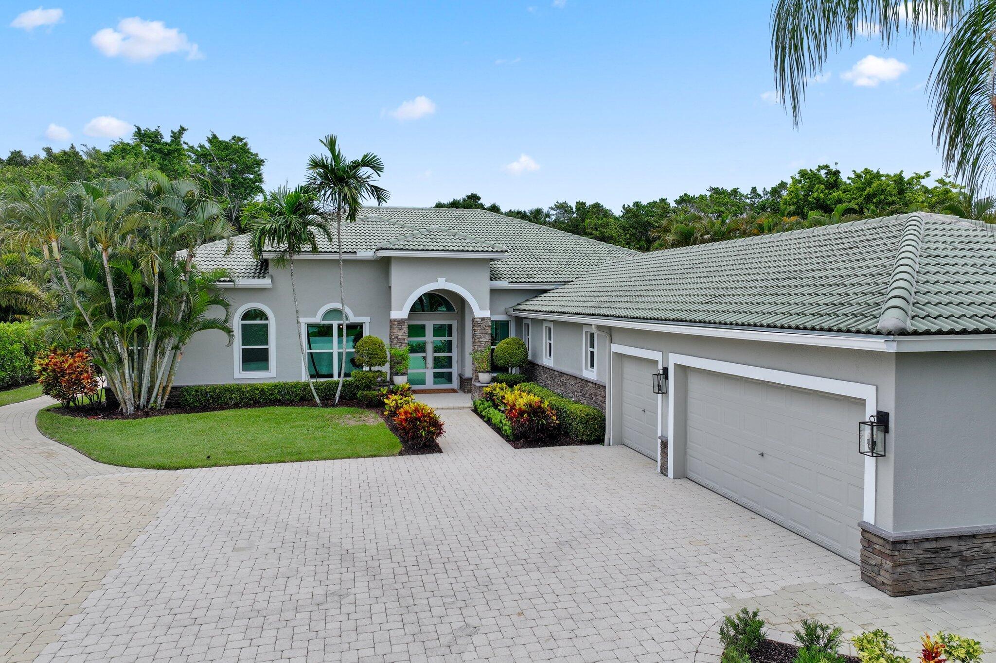 7815 Fairway Lane