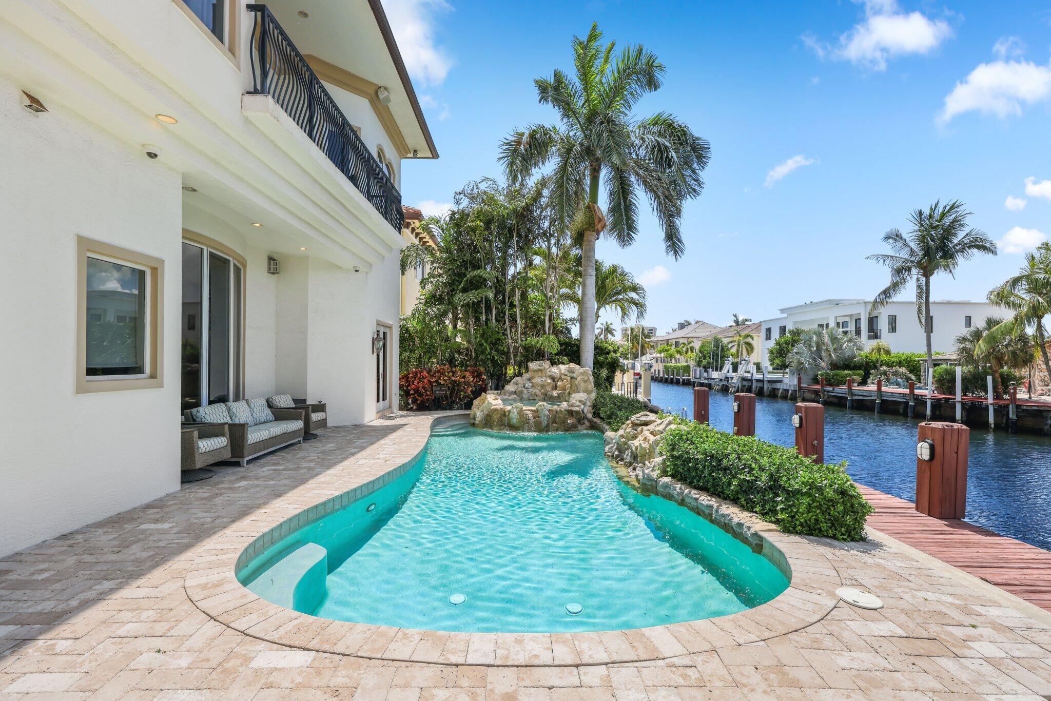 932 Banyan Drive