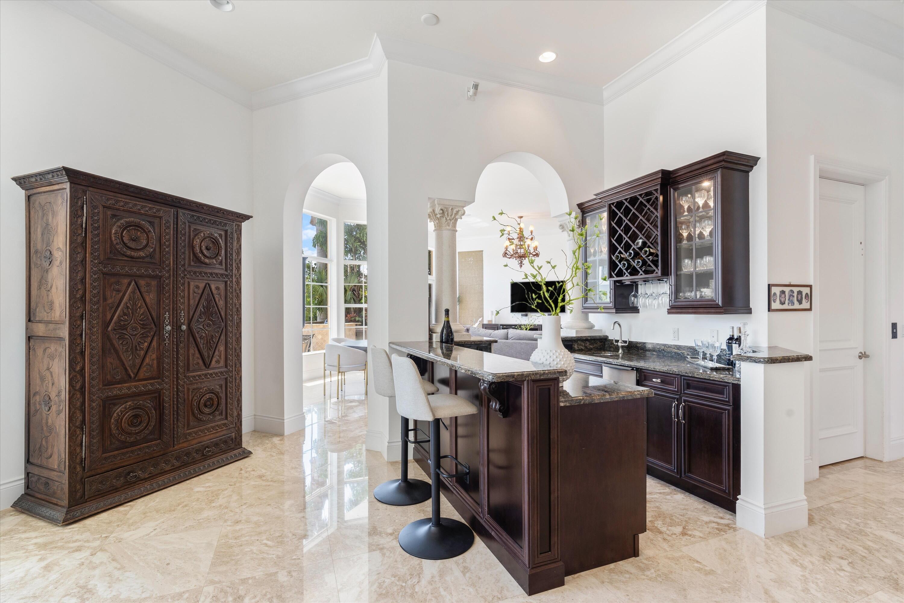 932 Banyan Drive