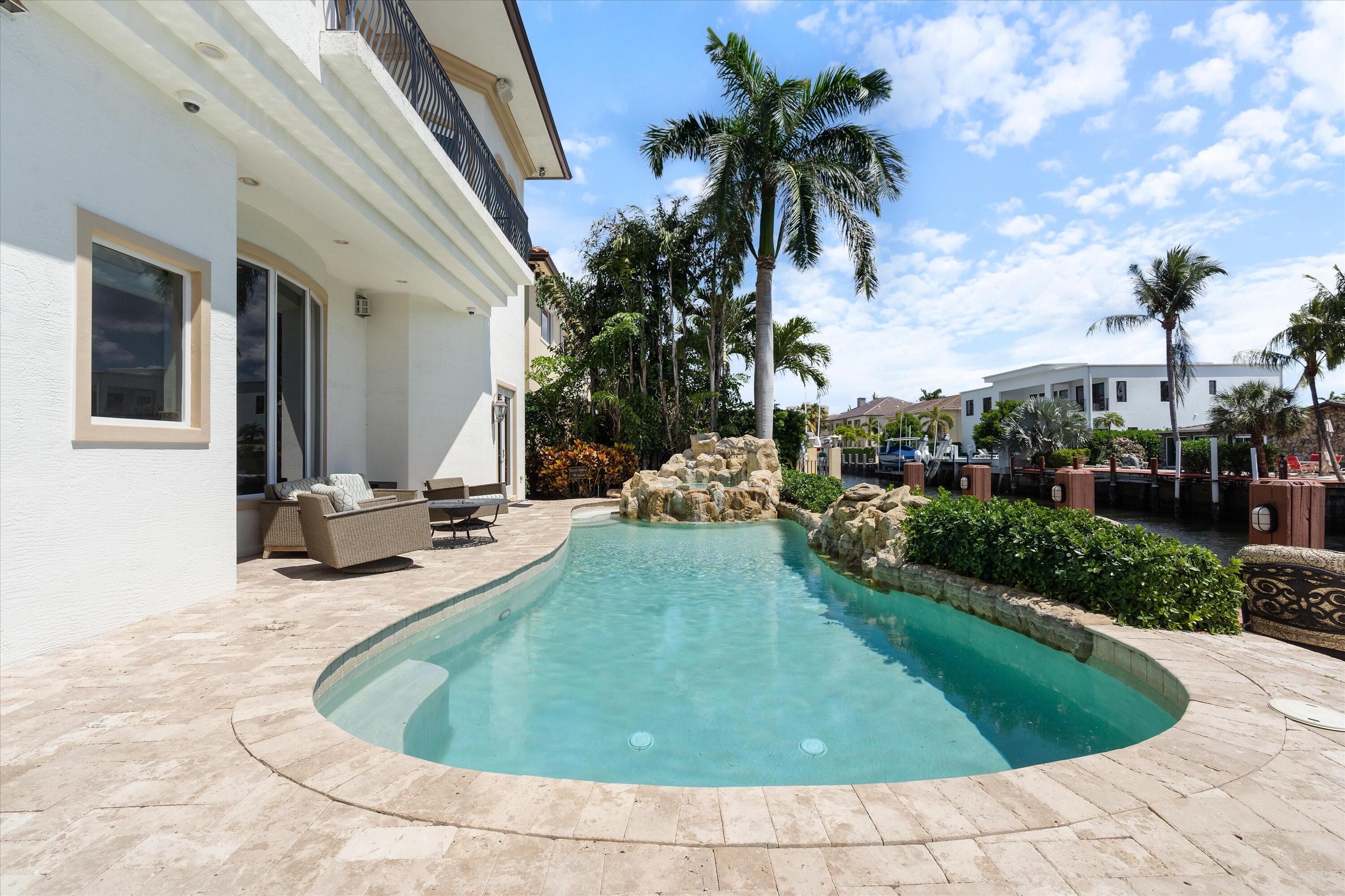 932 Banyan Drive