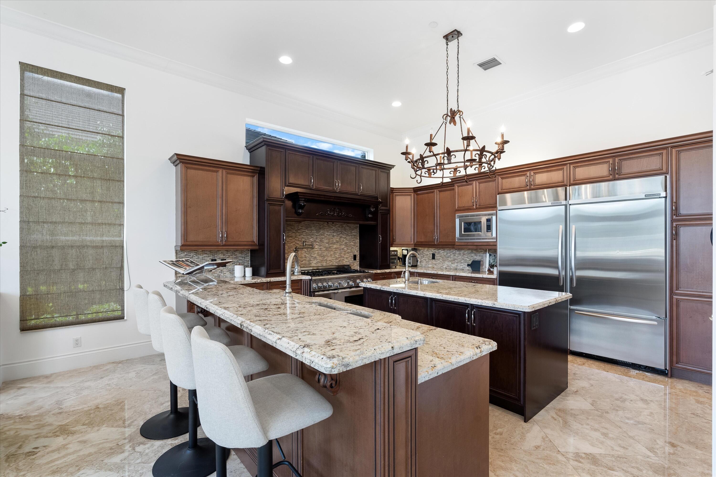 932 Banyan Drive