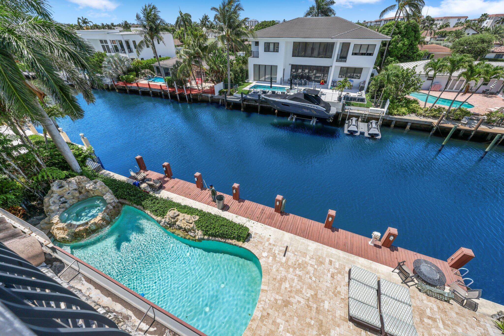 932 Banyan Drive