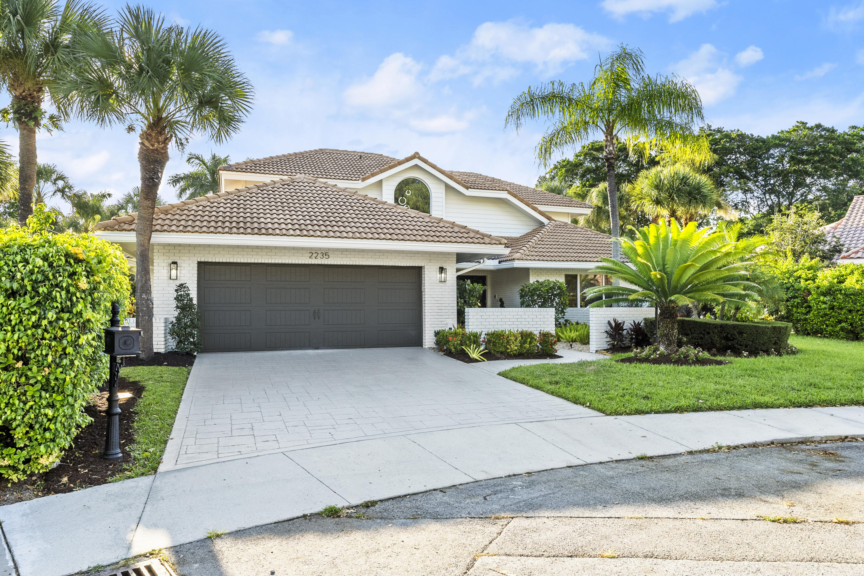 2235 SW 12th Place