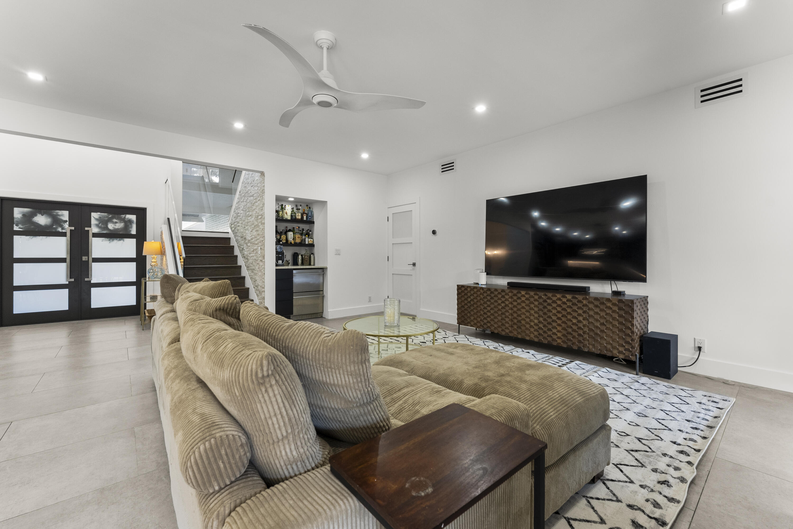 2235 SW 12th Place