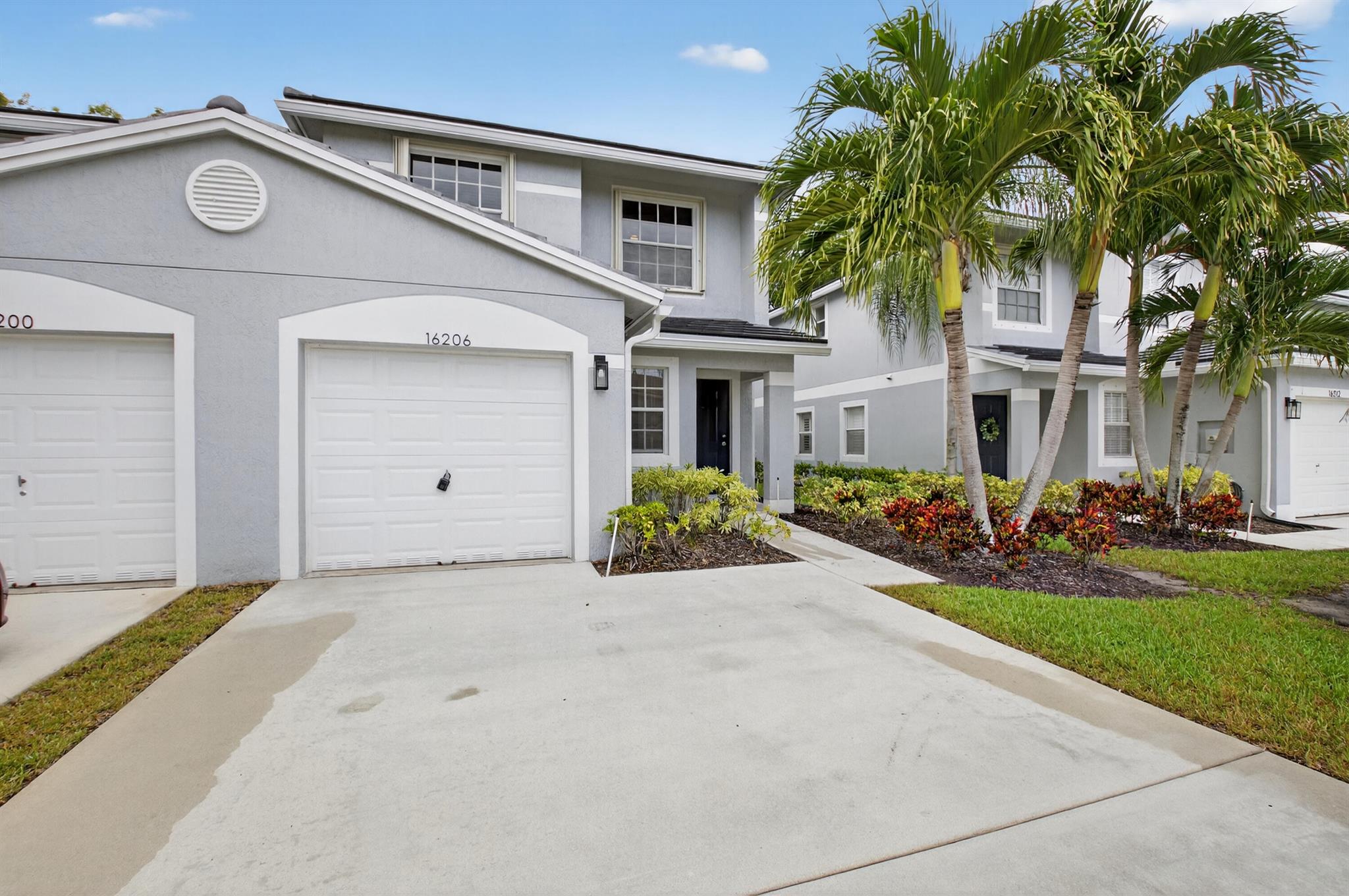 16206 Sierra Palms Drive