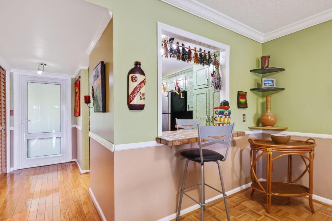 700 NE Harbour Terrace 2350