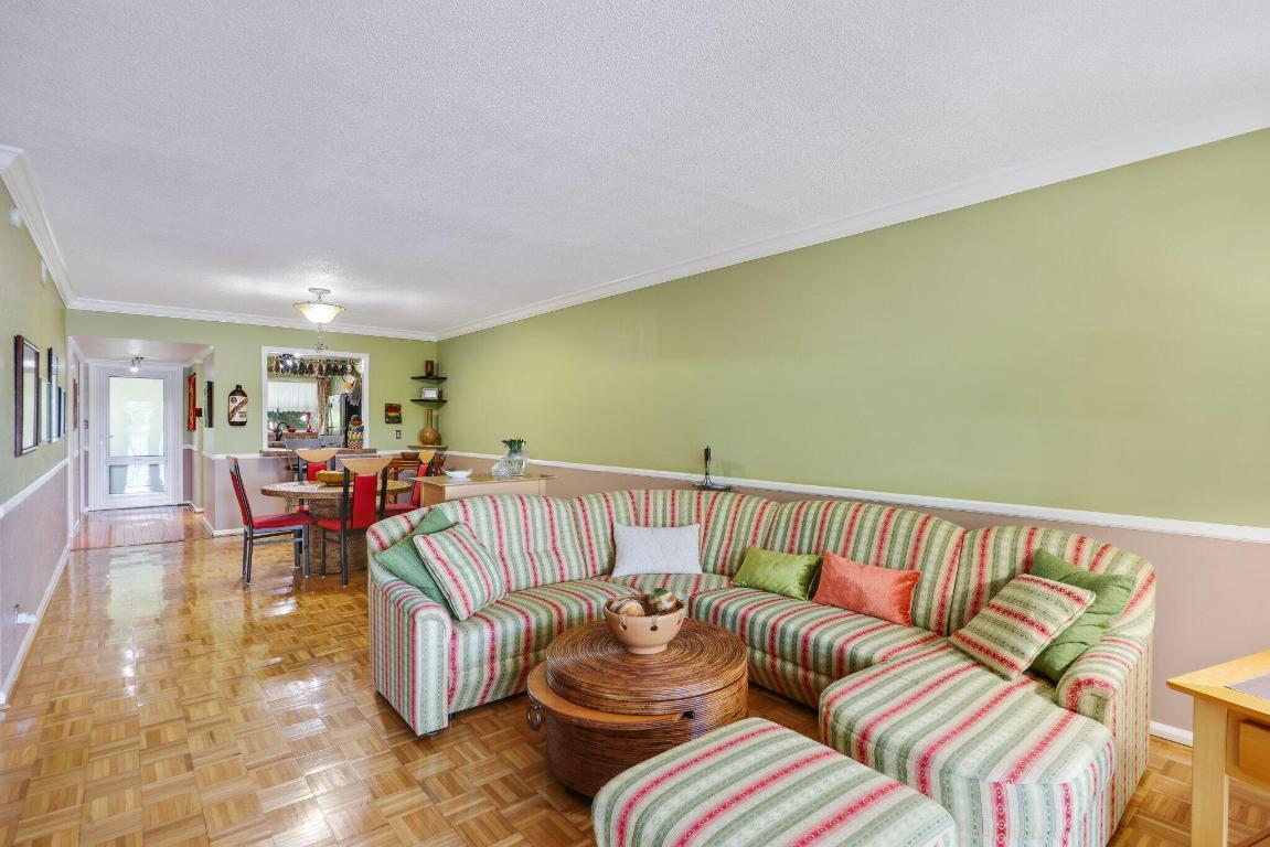 700 NE Harbour Terrace 2350