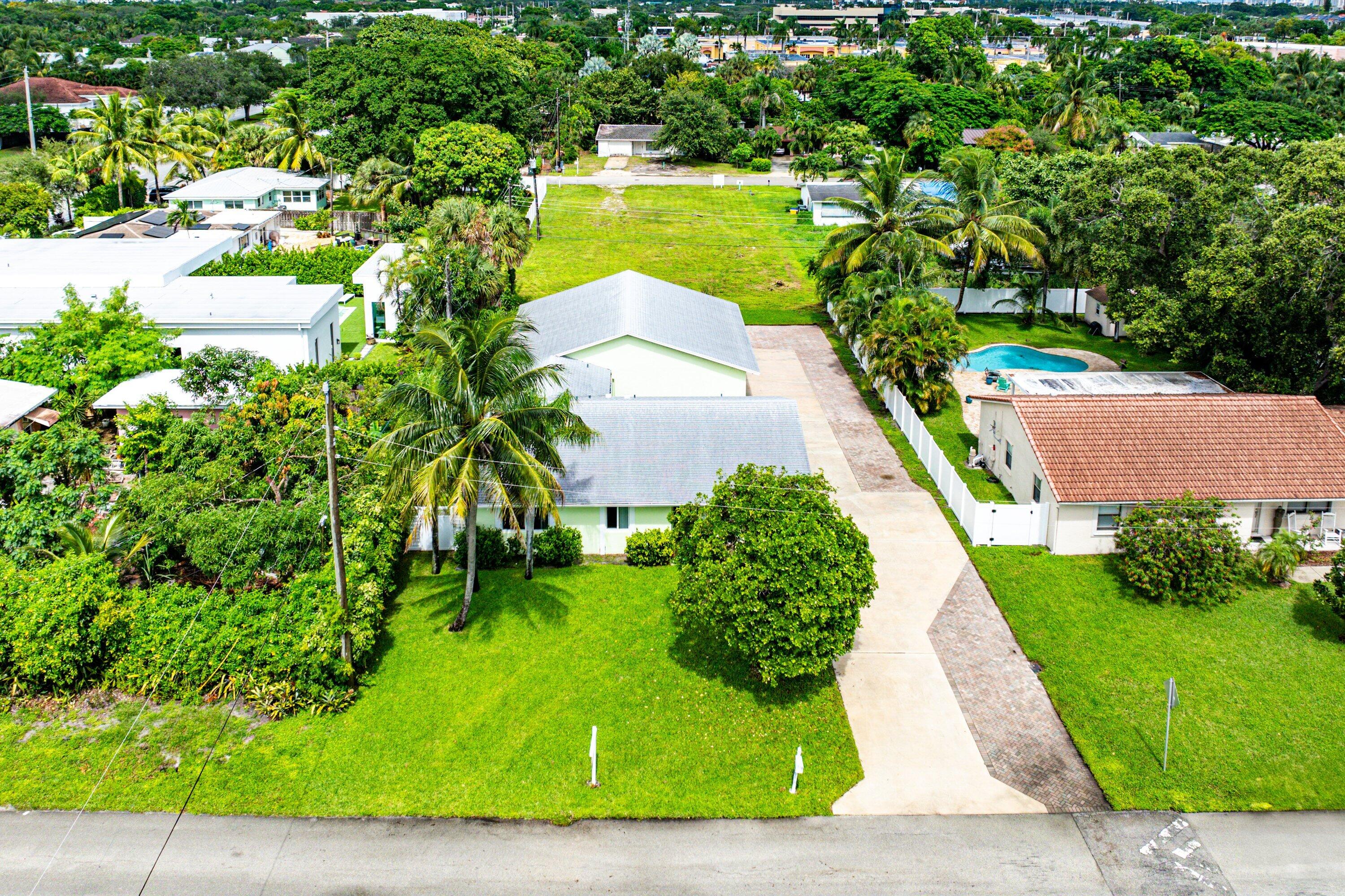 165 NW 8th Street