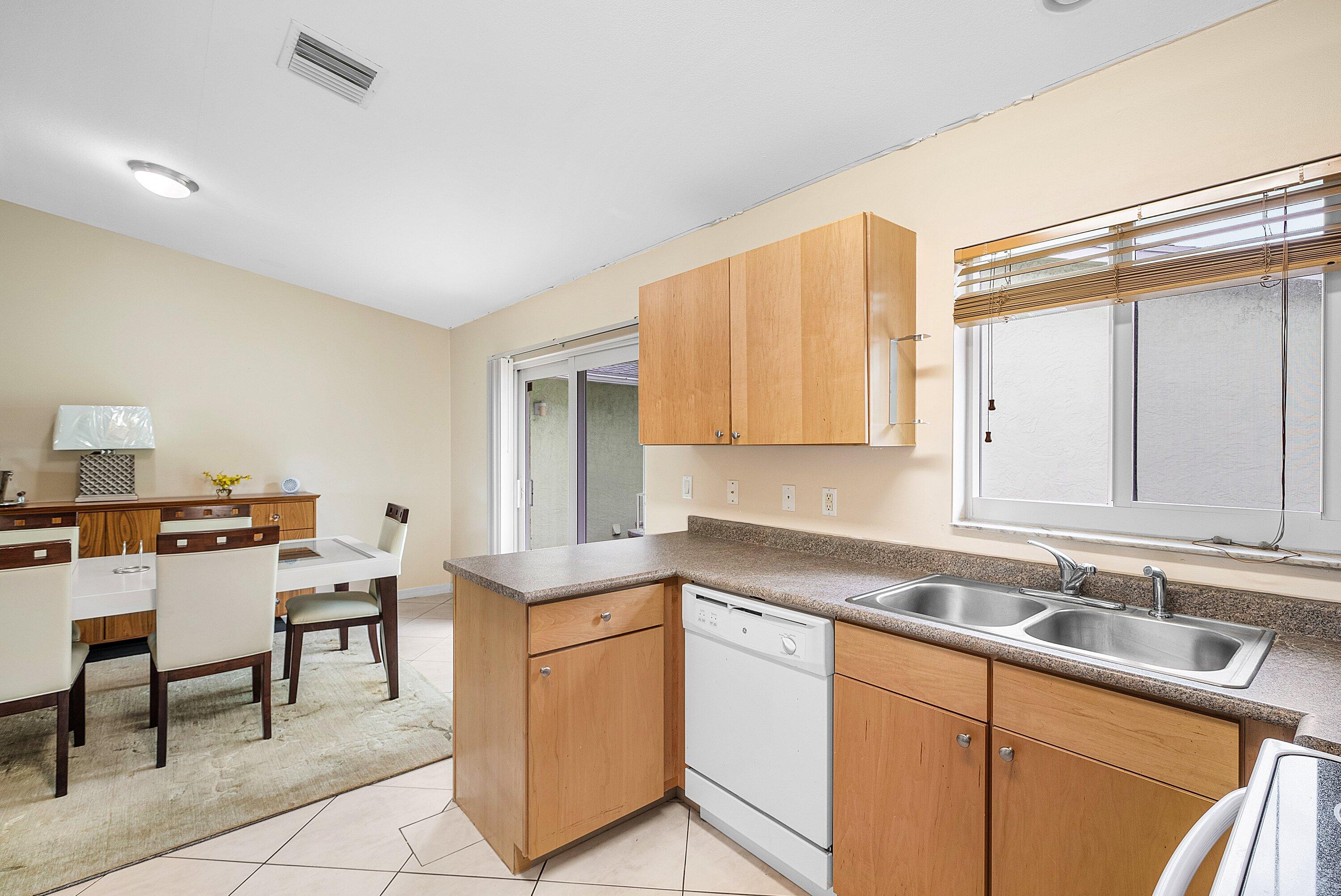 165 NW 8th Street