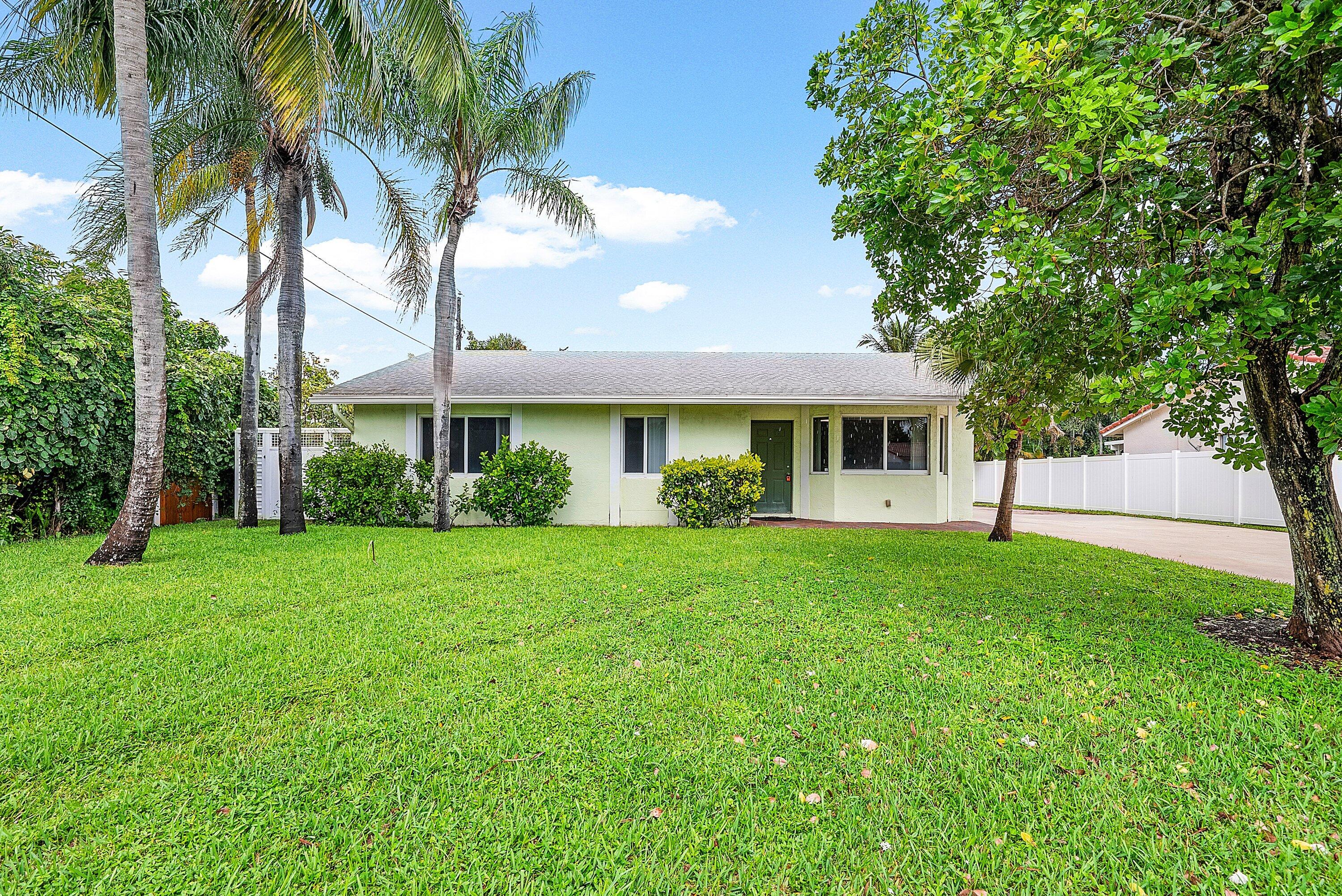 165 NW 8th Street
