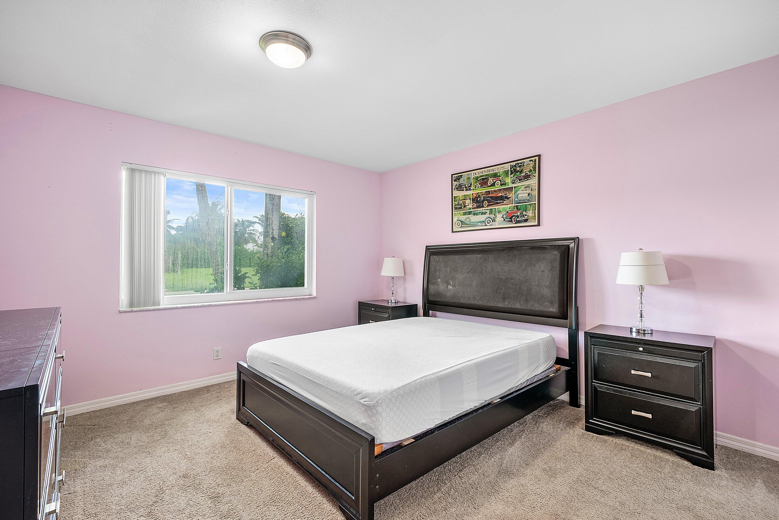 165 NW 8th Street