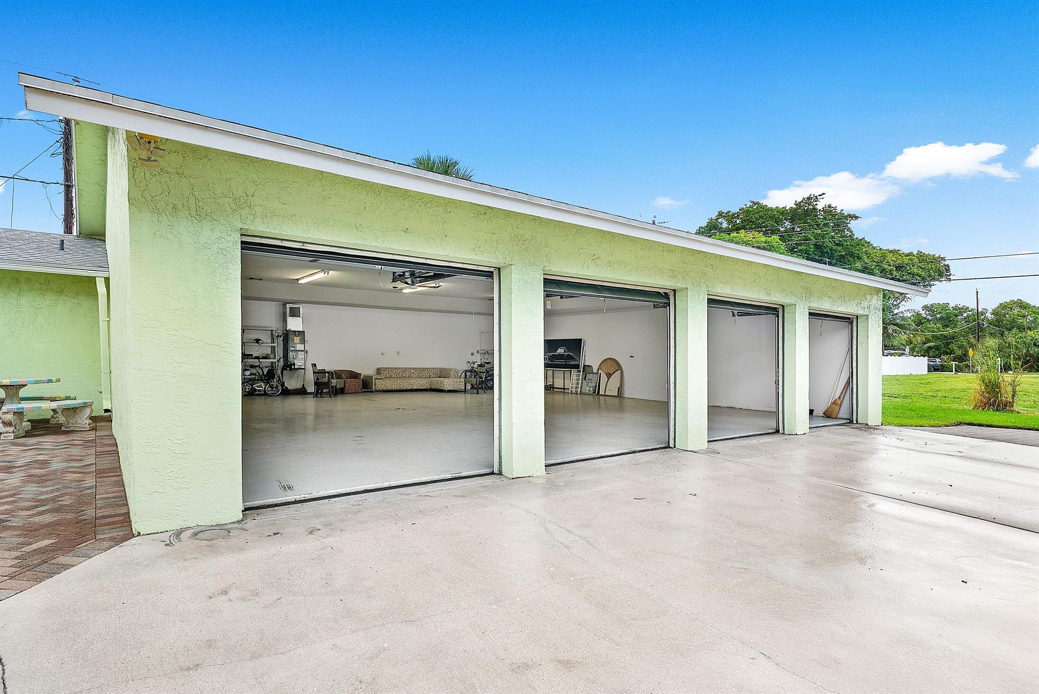 165 NW 8th Street