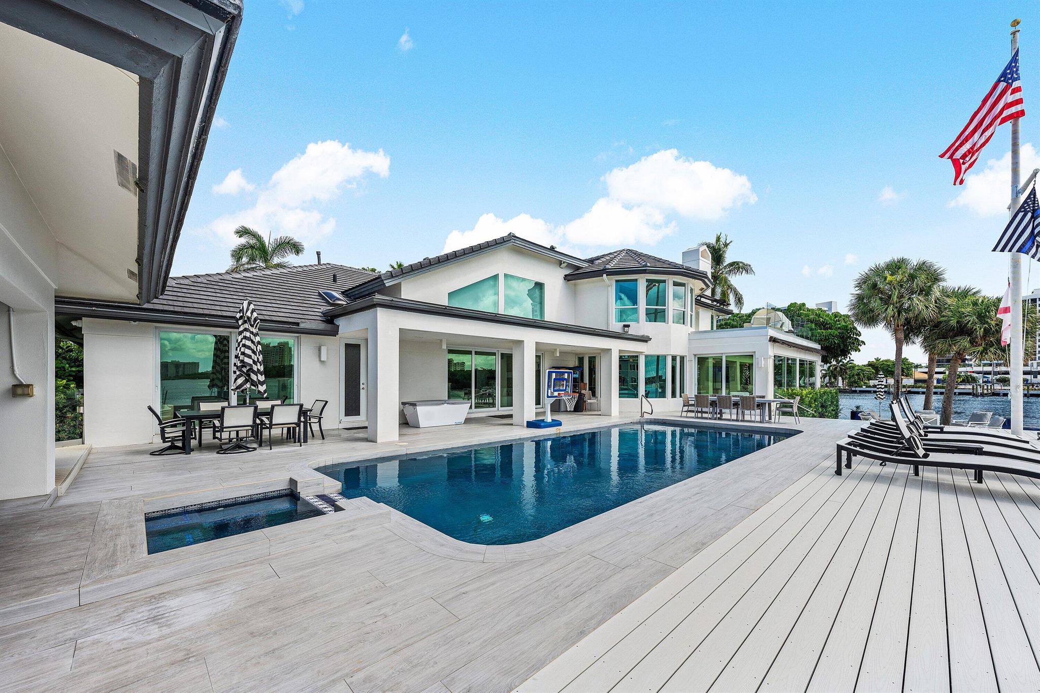 7400 NE Orchid Bay Terrace