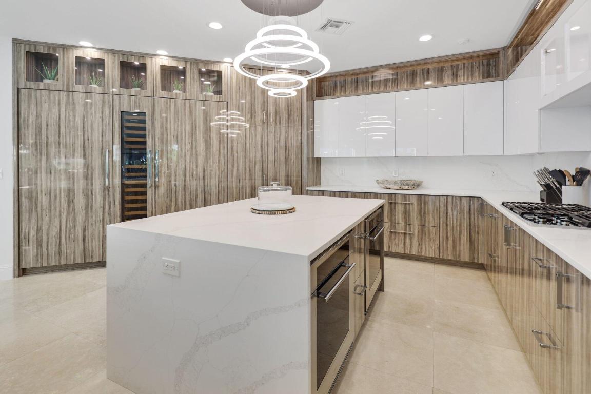 7400 NE Orchid Bay Terrace