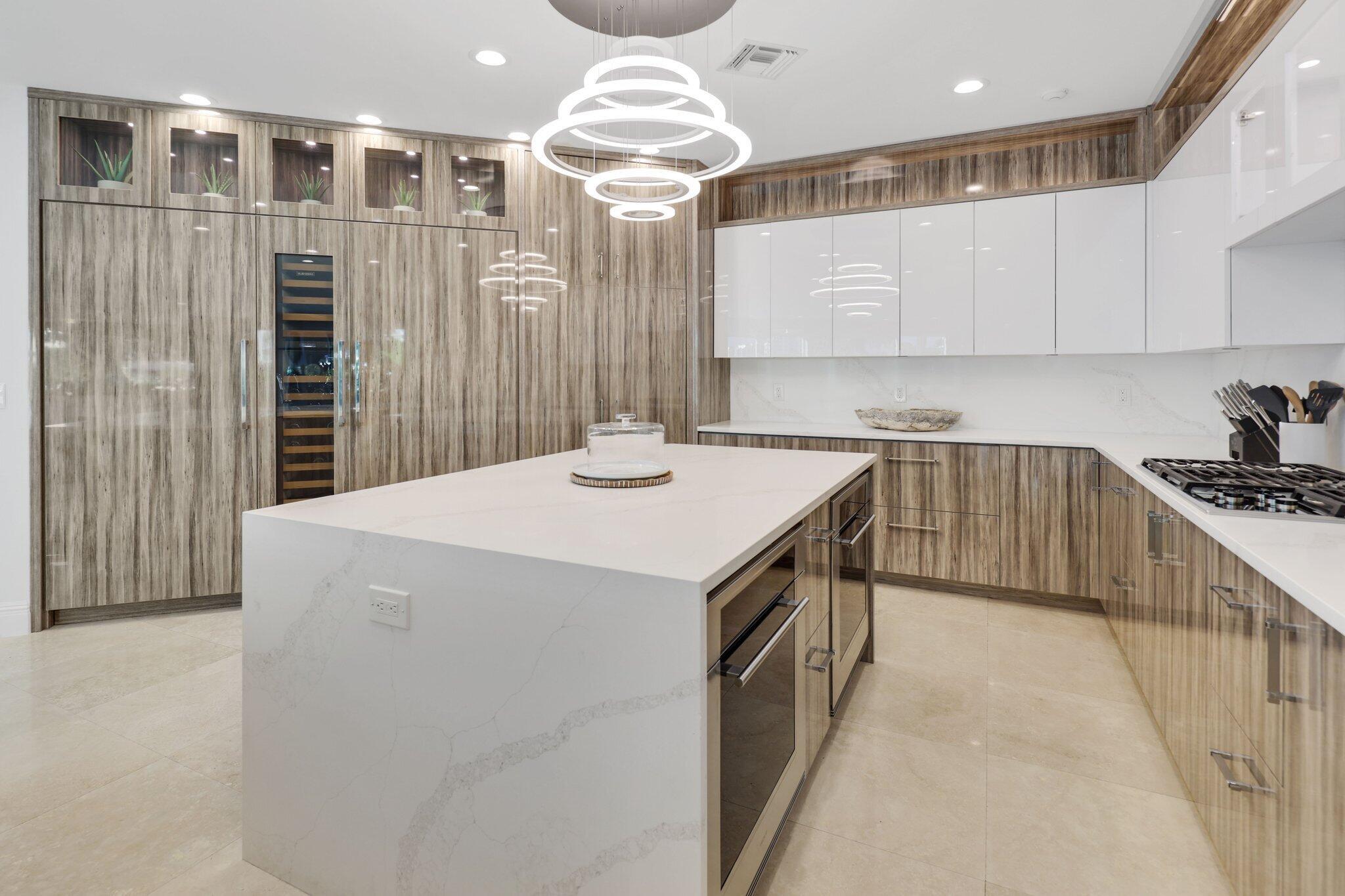 7400 NE Orchid Bay Terrace